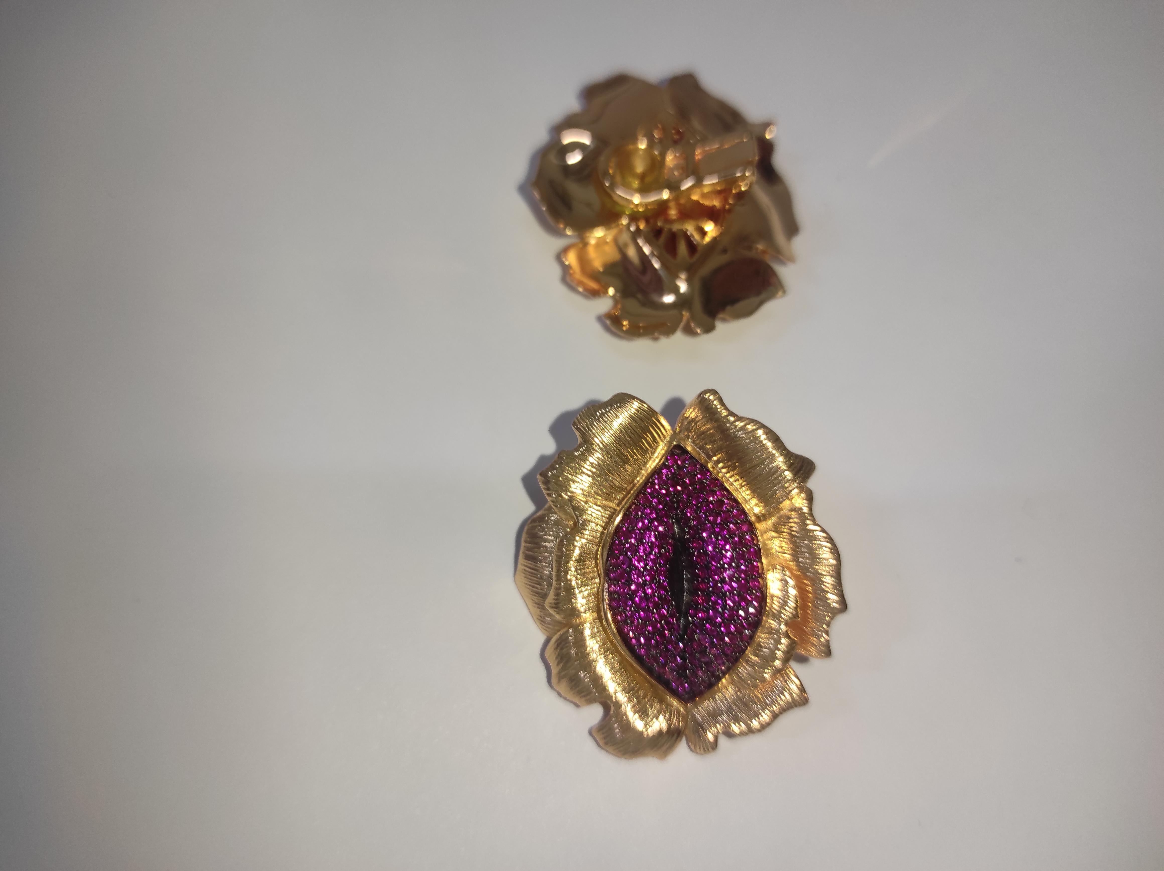 De las mujeres Pendientes Naimah Flower Lips en venta