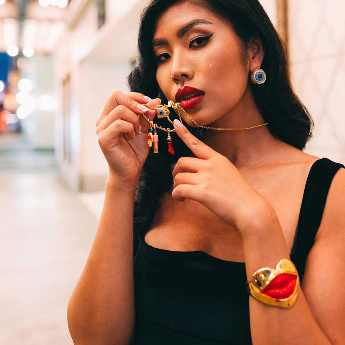 Brazalete Labios de Amor Naimah Moderno en venta