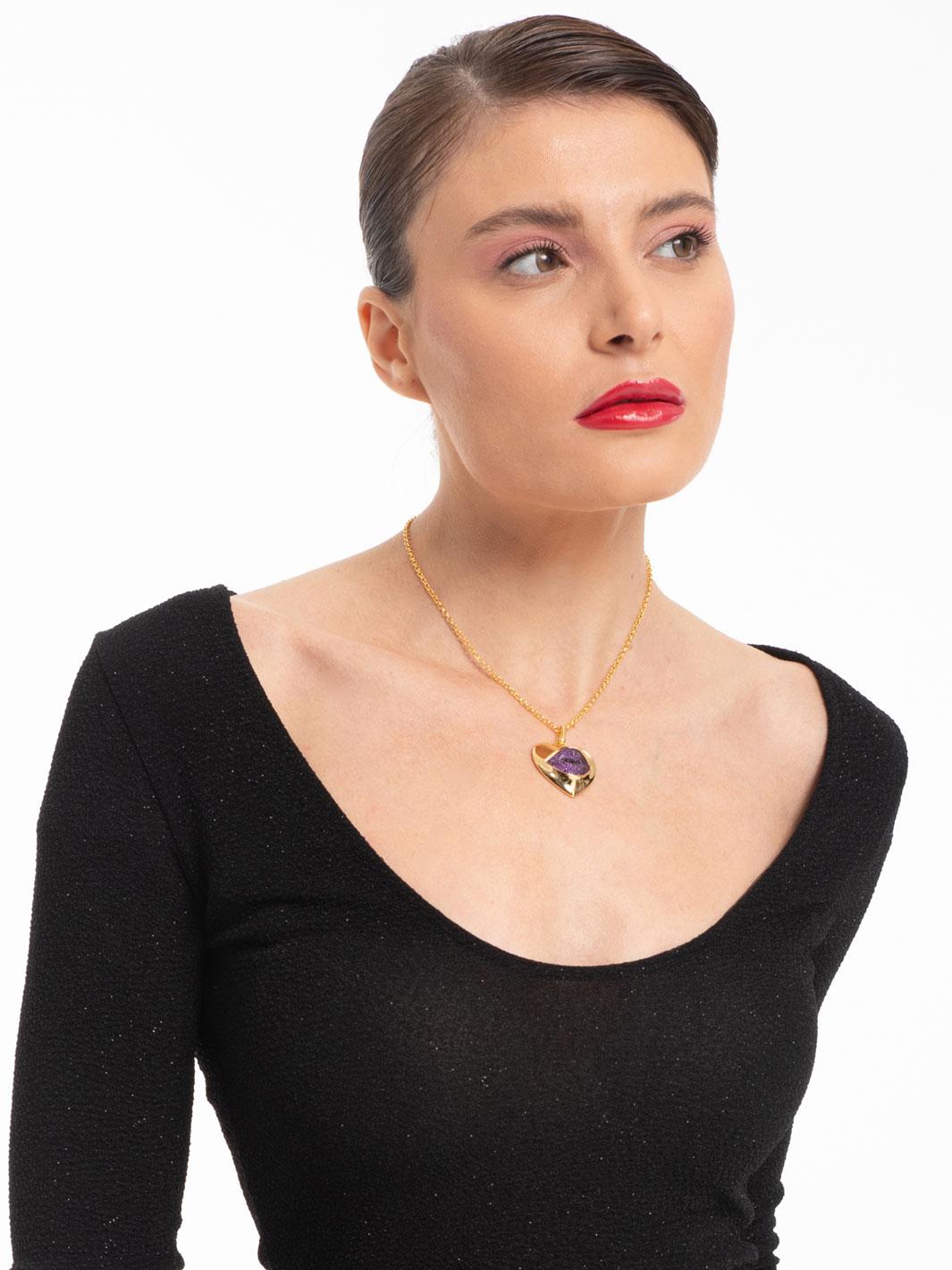Collana di Naimah Love Lips, Viola In condizioni Nuovo in vendita a Istanbul, 34