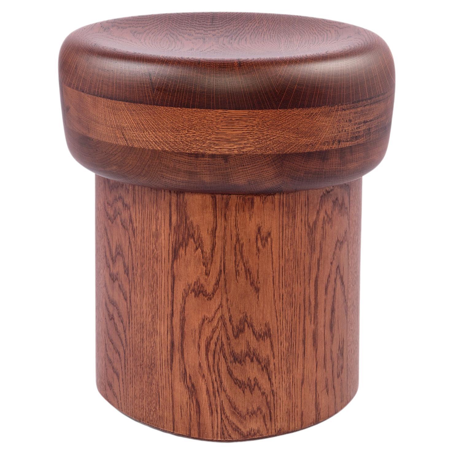 Sgabello Nairobi - Taglia S, Artigianato in legno massiccio con un design audace e scultoreo