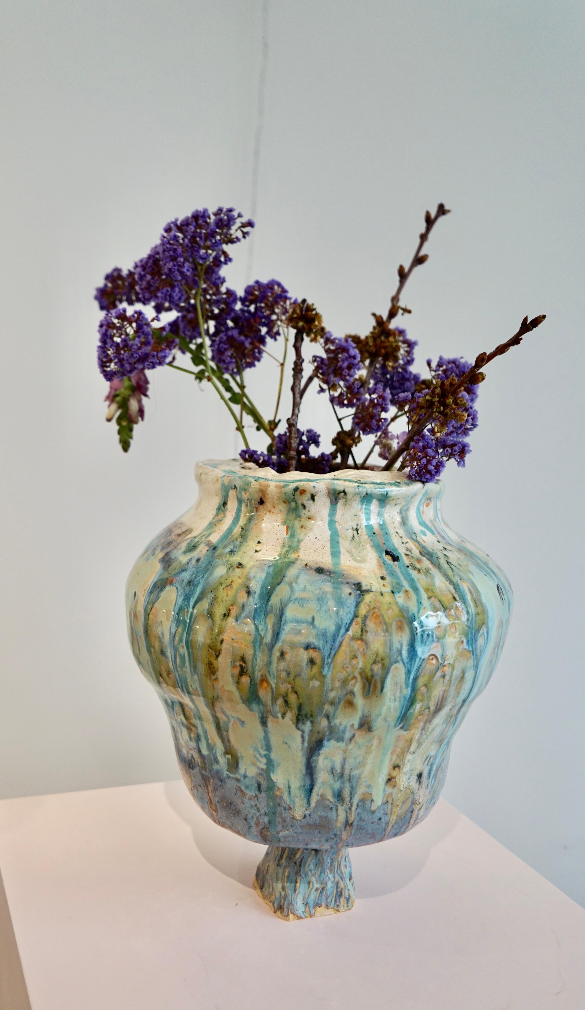 Vasija Naïve Earth n Green de gres de Hania Jneid Hecho a mano en venta