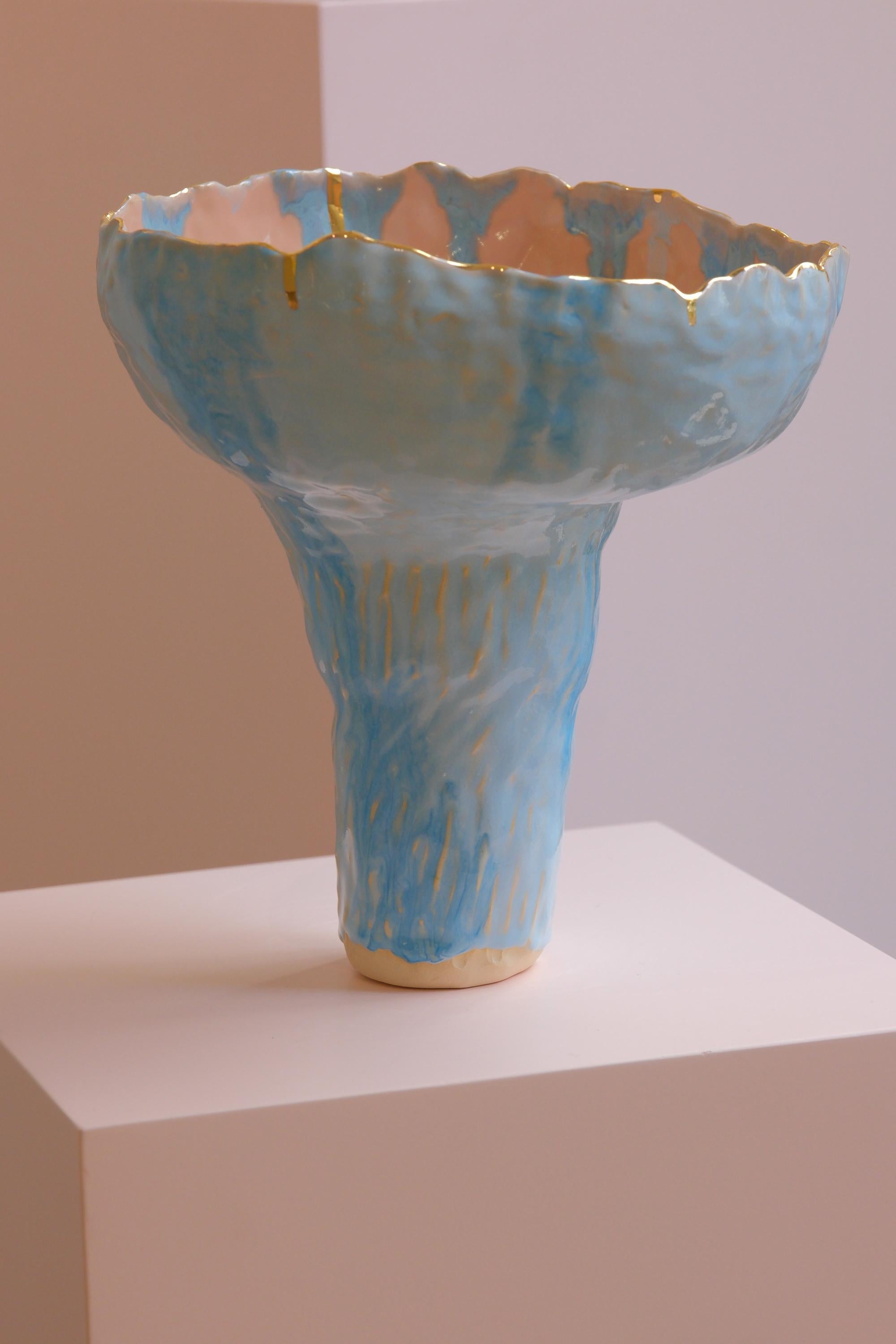 Spagnolo Vaso Naive in gres blu n. 1 dell'artista-designer Hania Jneid in vendita