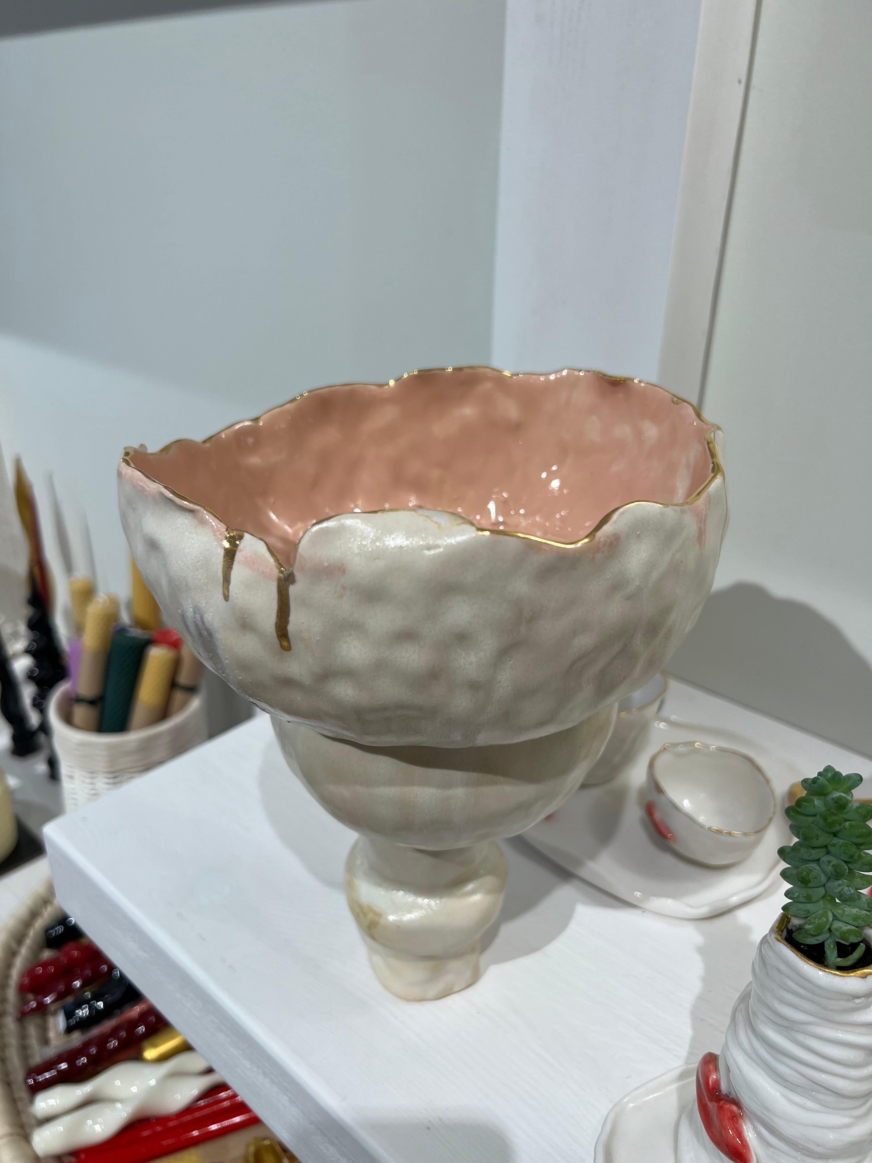 Naive n. 4 in beige, bianco e corallo di Hania Jneid in vendita 3