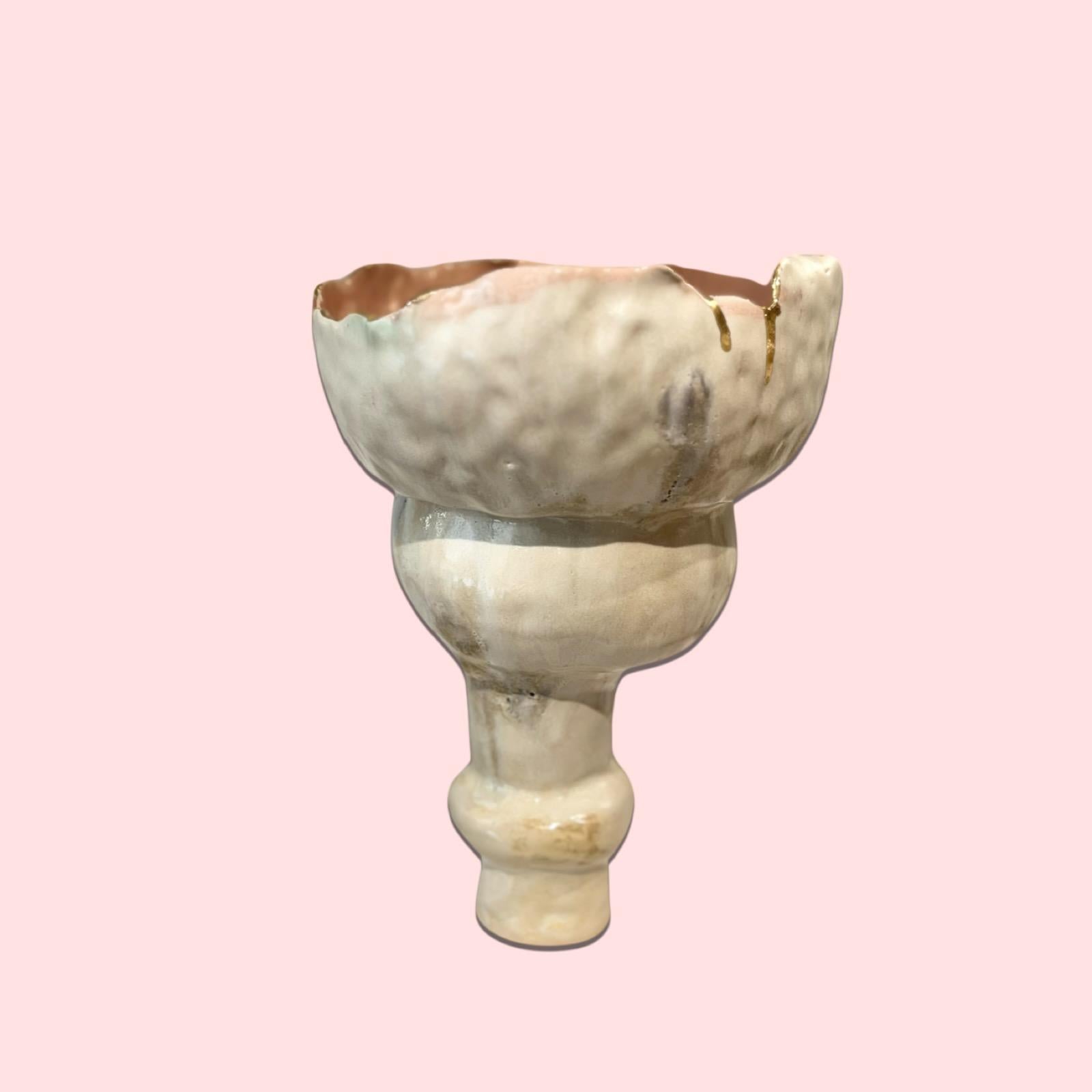 Vaso in beige e corallo costruito a mano in gres da Hania Jneid In condizioni Nuovo in vendita a BARCELONA, ES