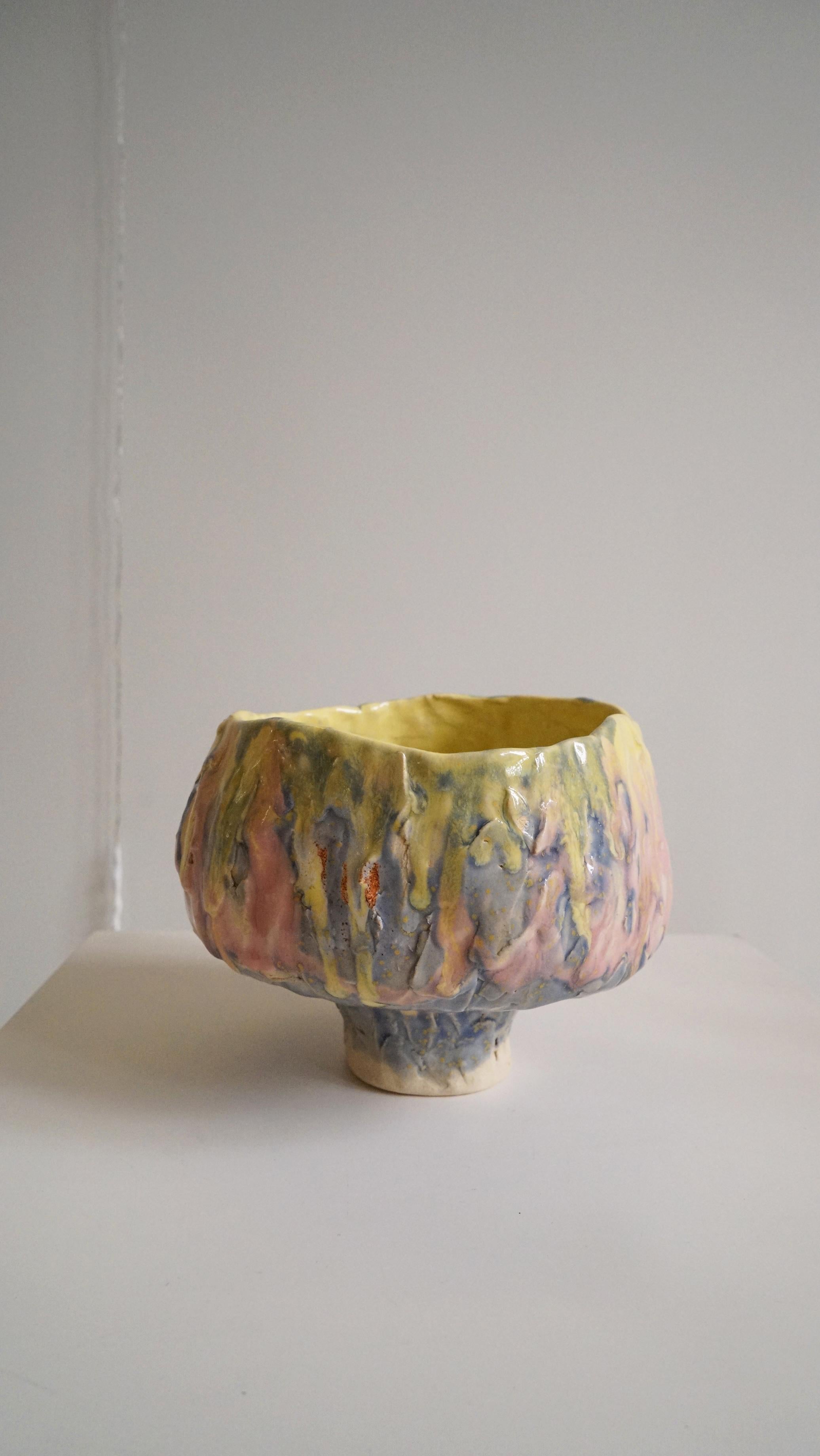 Spagnolo Vaso in gres in colori pastello in stile moderno in vendita