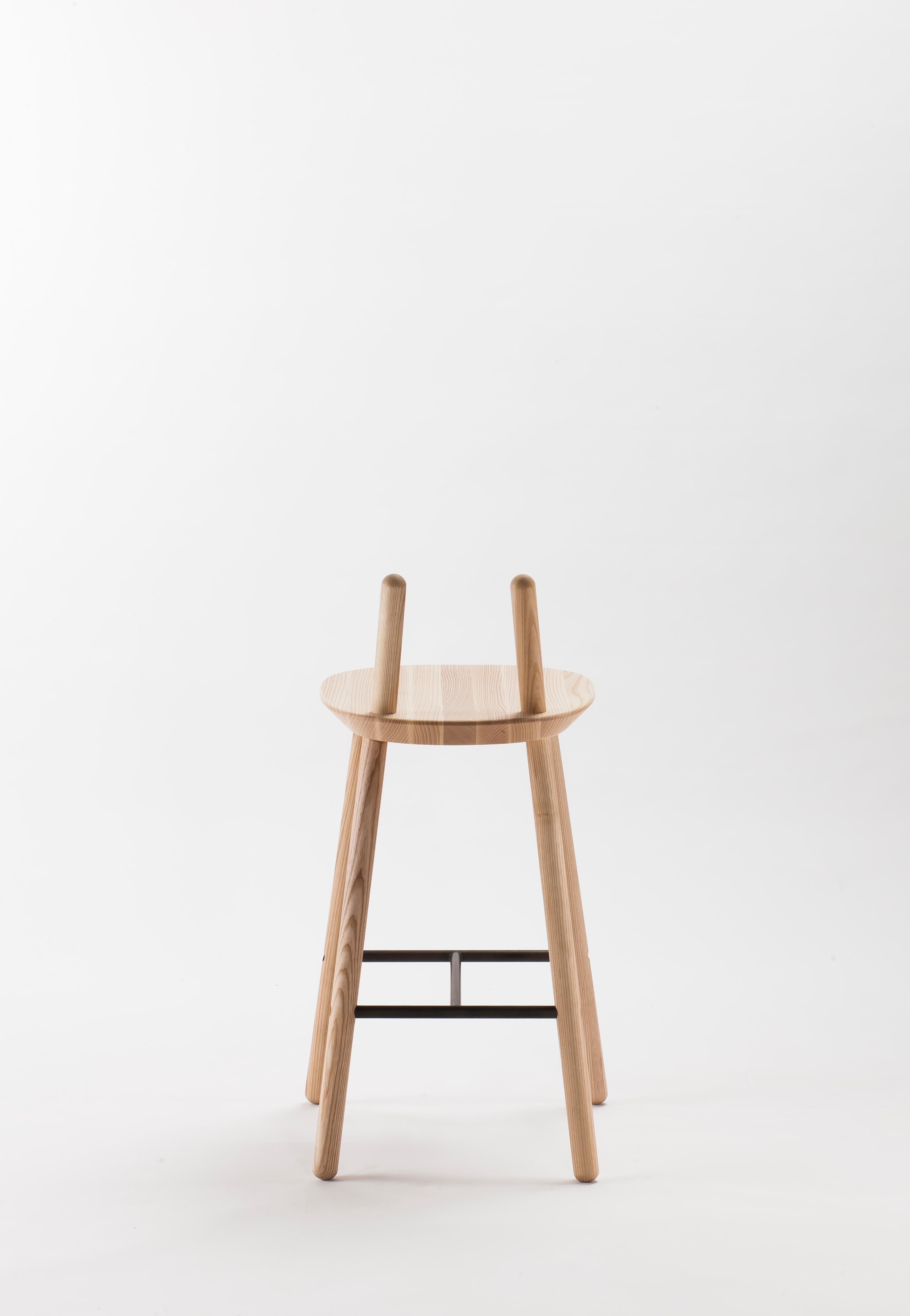 Minimalist Naïve Semi Bar Chair For Sale