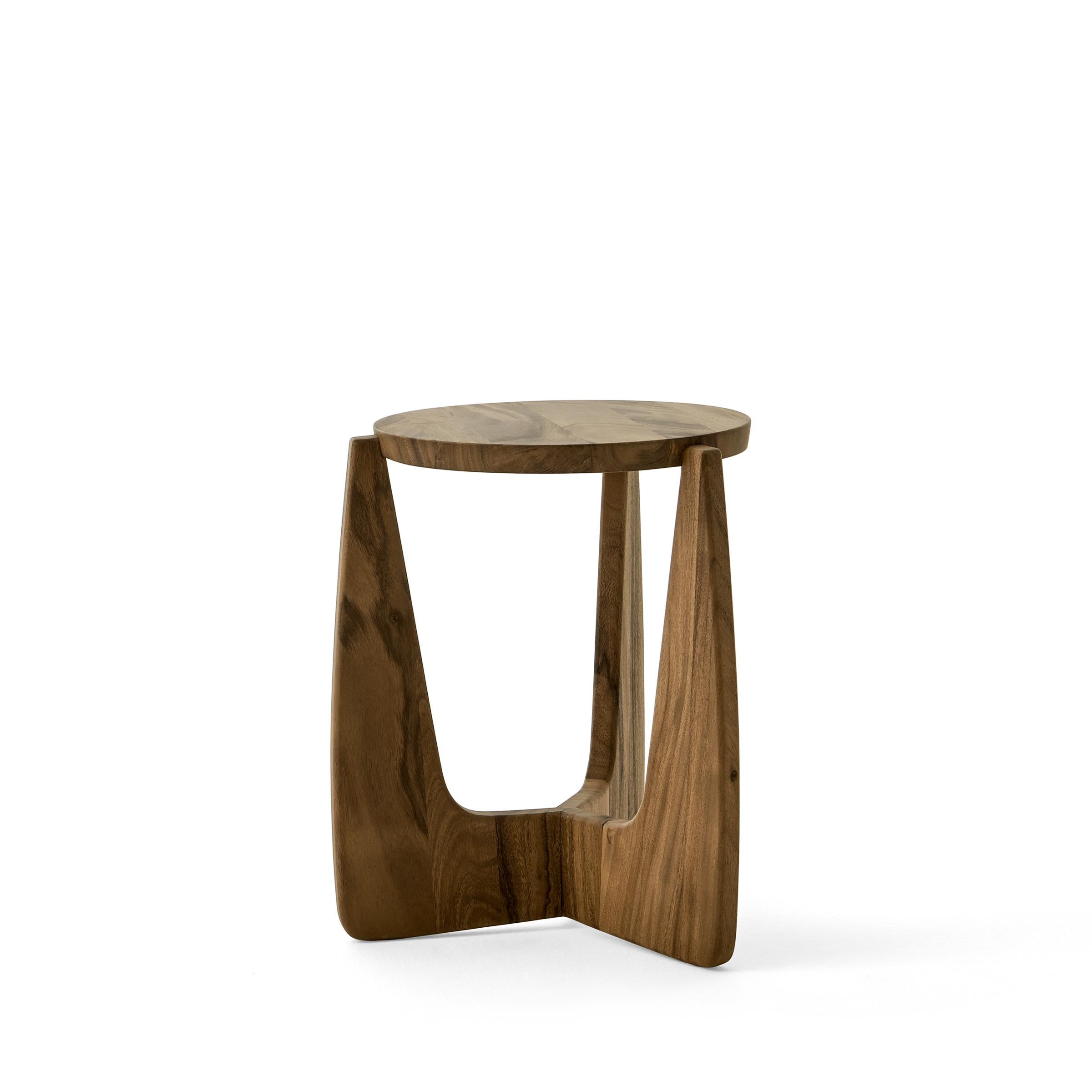 Postmoderne Table d'appoint Naive de DAaZ en vente