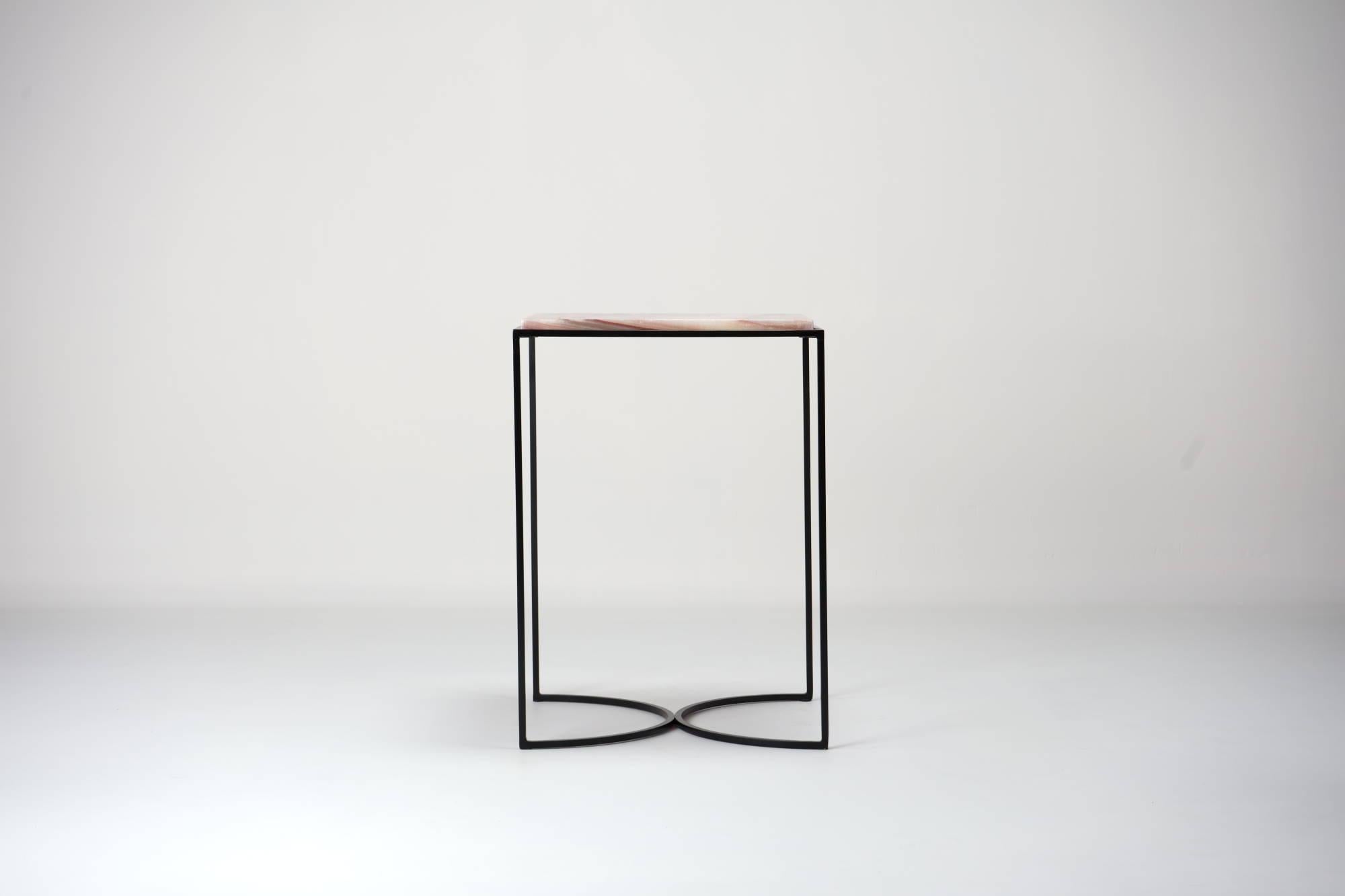Metalwork Naivee - Pink Onyx Side Table For Sale