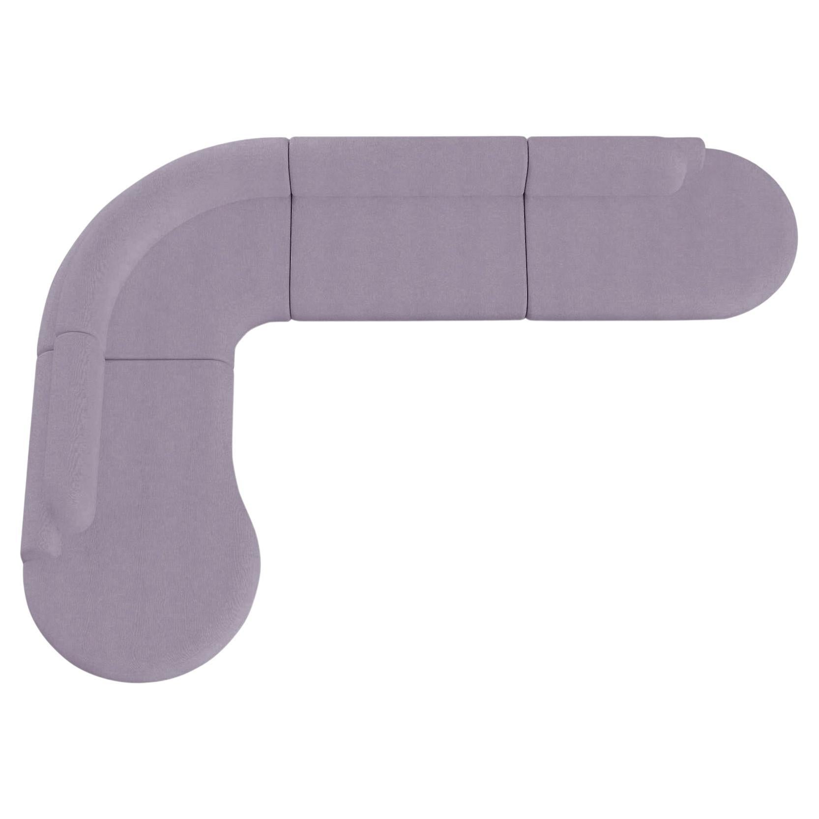 Il divano componibile Naked è un divano modulare con curve invitanti e una seduta confortevole. Realizzato a mano con una base in legno massiccio. Il divano componibile Naked è disponibile in diversi materiali, finiture e