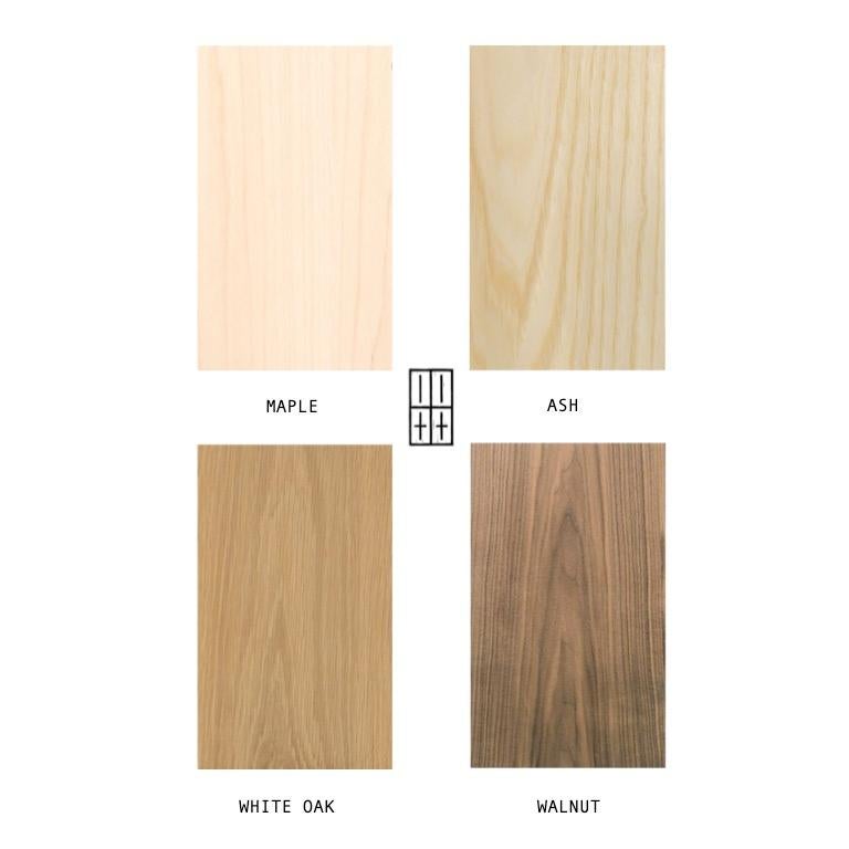 Cornice per specchio nuda in Oak Oak bianco In condizioni Nuovo in vendita a Los Angeles, CA