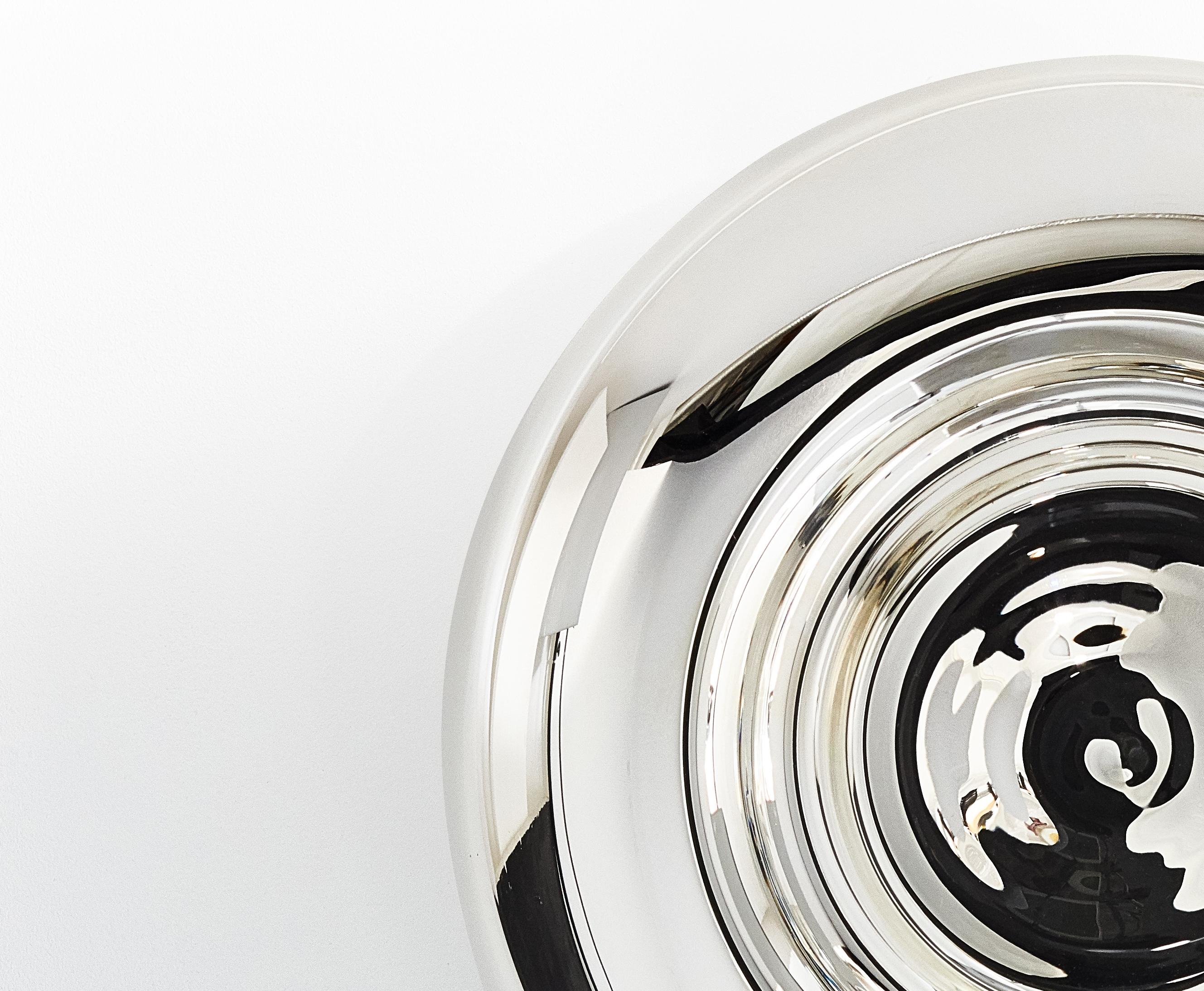NÄKKI. Miroir mural verre soufflé w. Argent plaqué fait à la main par Sanna Völker en vente 2