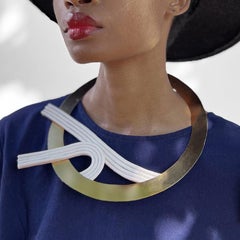 Collier Nako en laiton et cuir par Xita