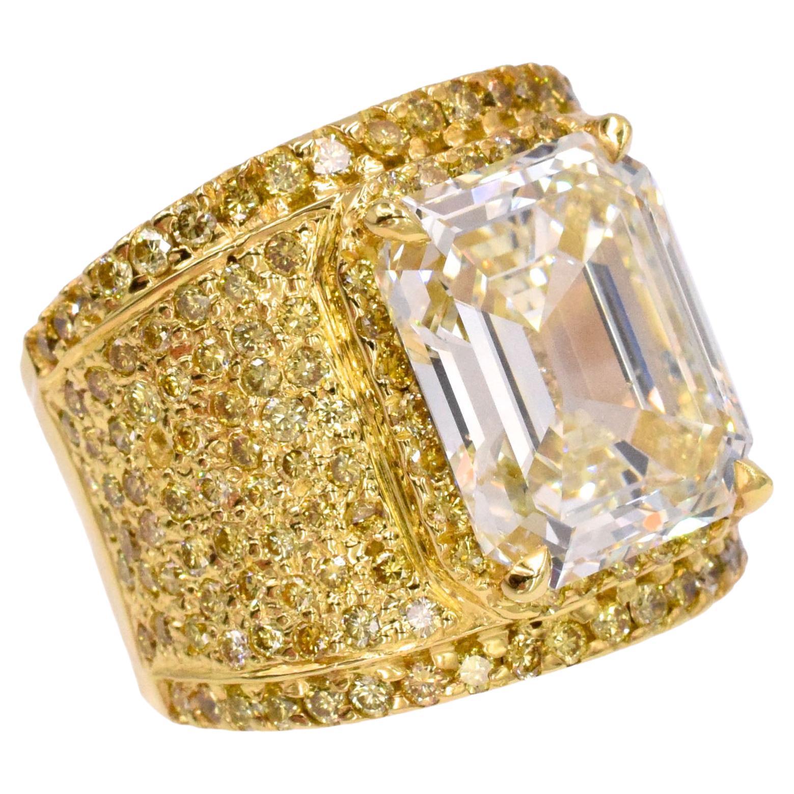 NALLY  GIA  10,44 Karat Diamantring mit Smaragdschliff
