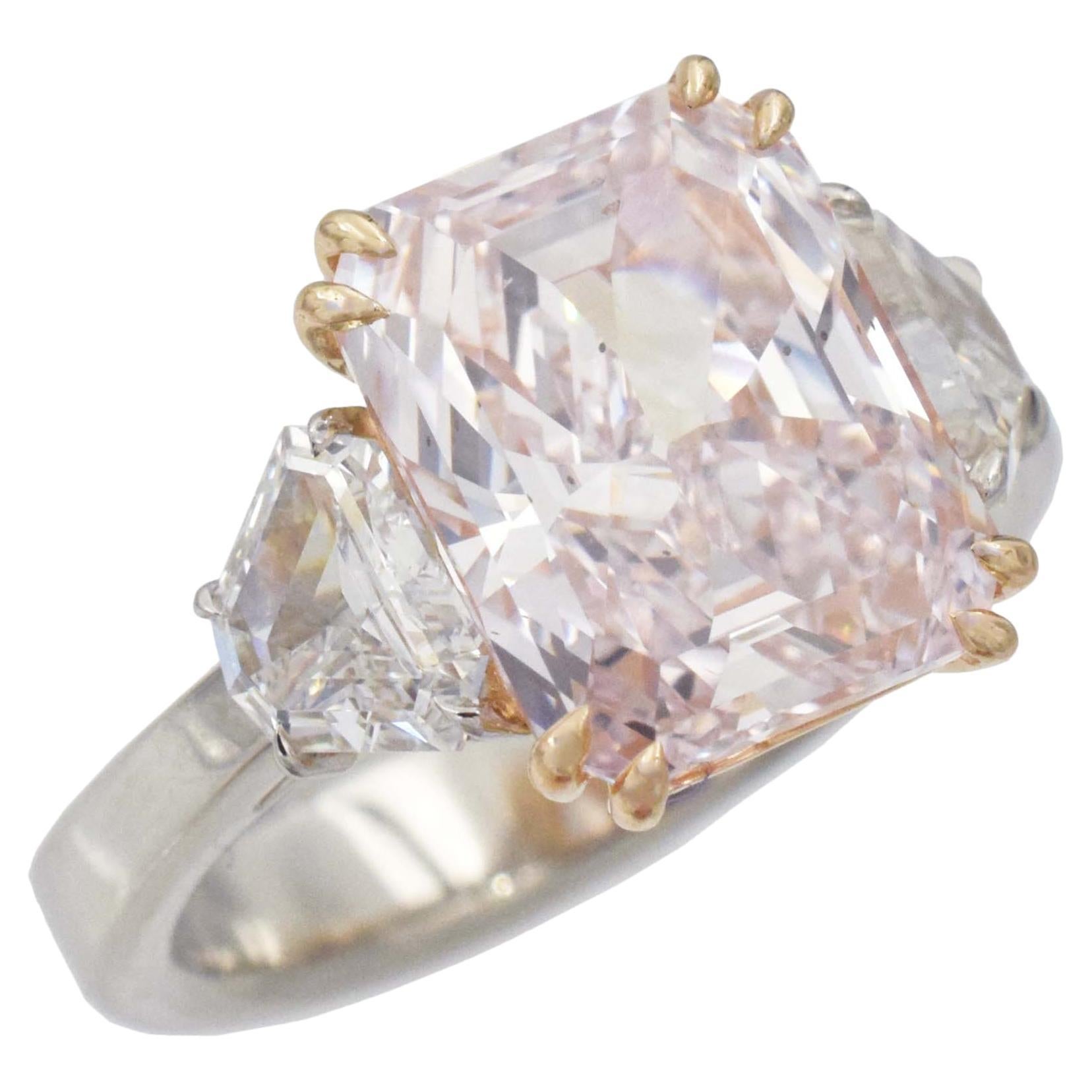 NALLY  GIA  Fancy Pink Color Diamond Ring For Sale