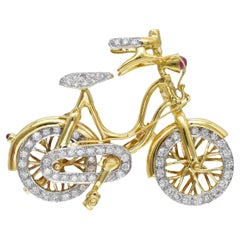 NALLY JEWELS  Diamant  Broche Bicyclette en or jaune 18k