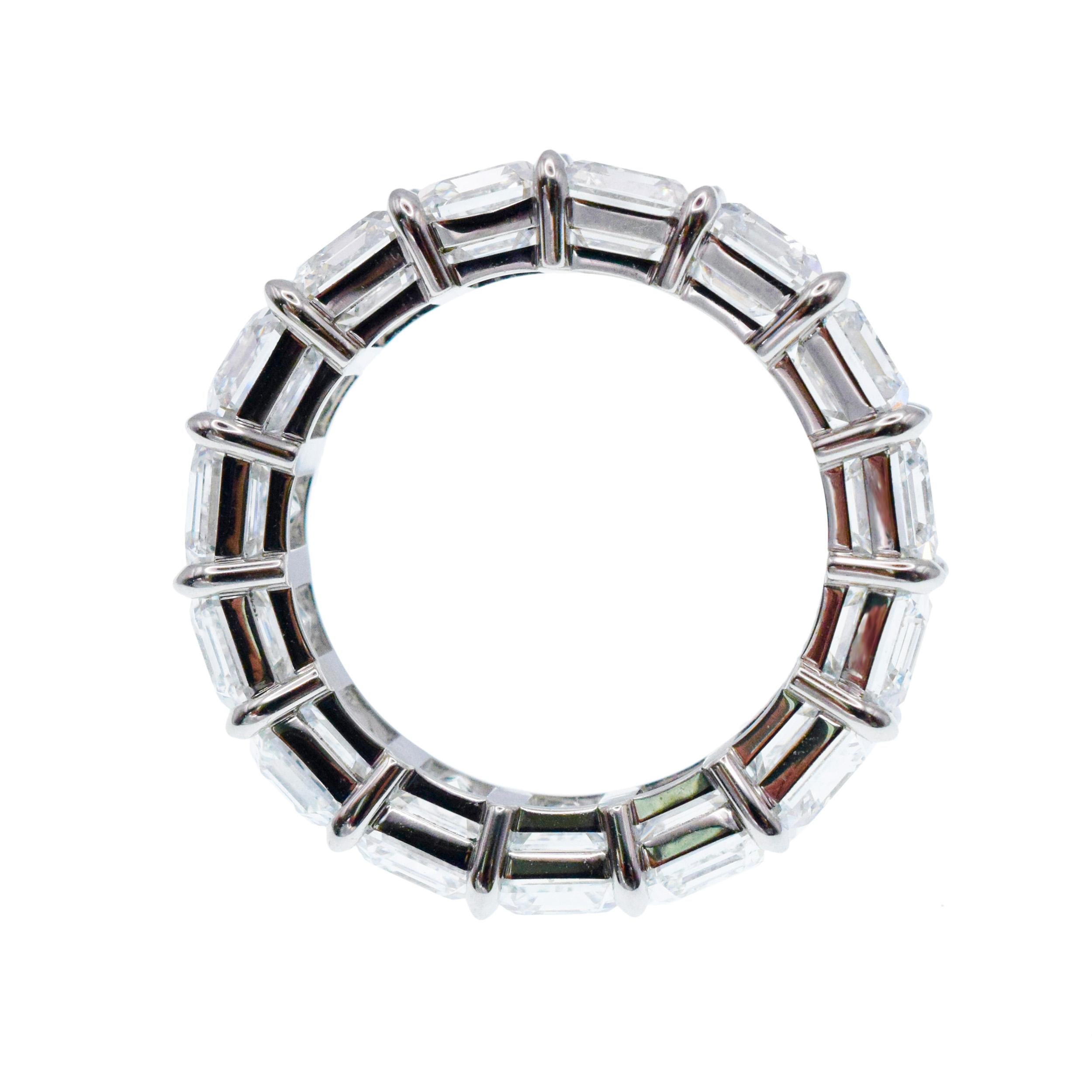 Nally Jewels GIA Smaragdschliff Diamant Jahrestag Band für Damen oder Herren im Angebot