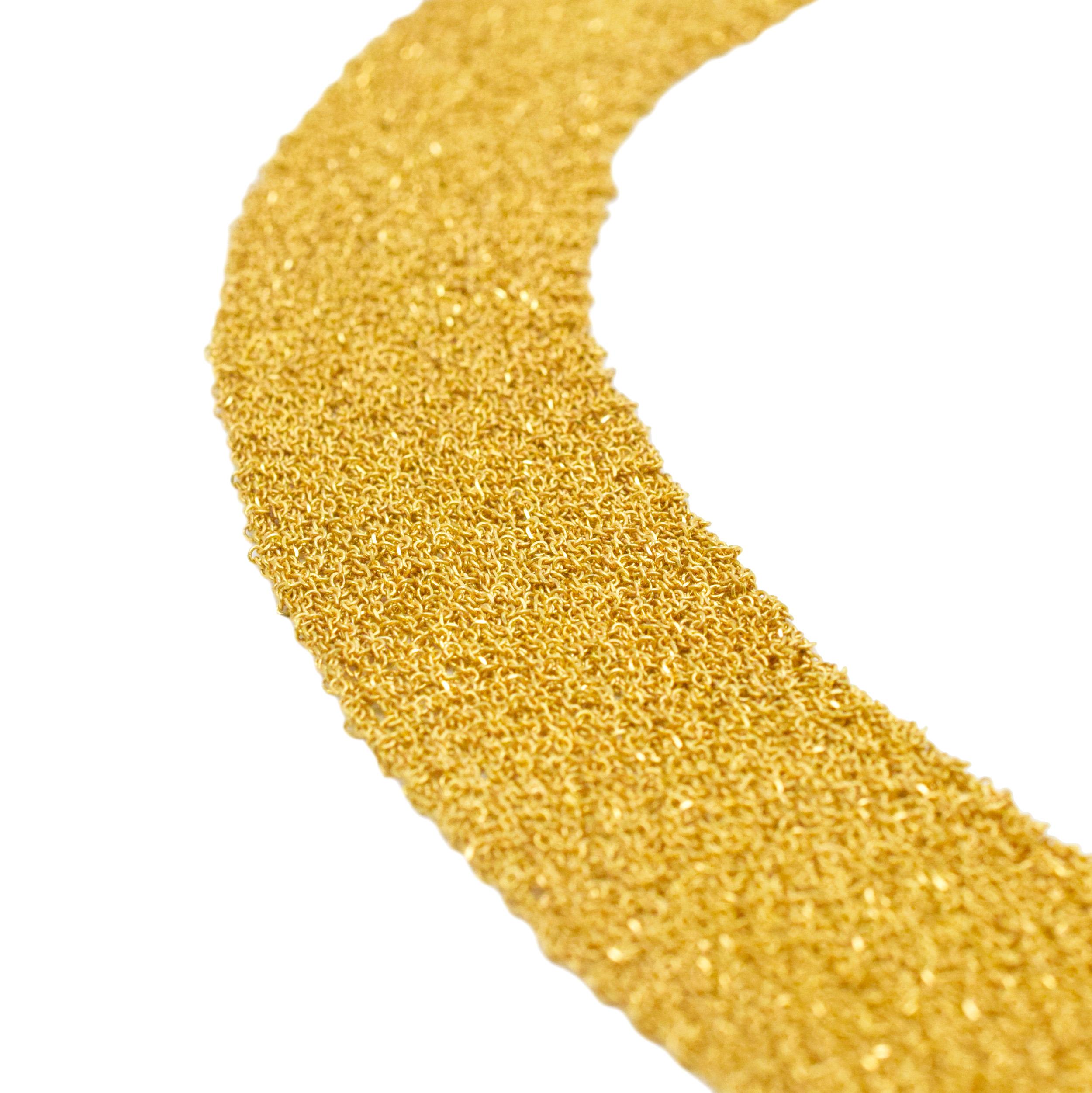 NALLY JEWELS Collier écharpe en maille d'or jaune 18k Excellent état - En vente à New York, NY