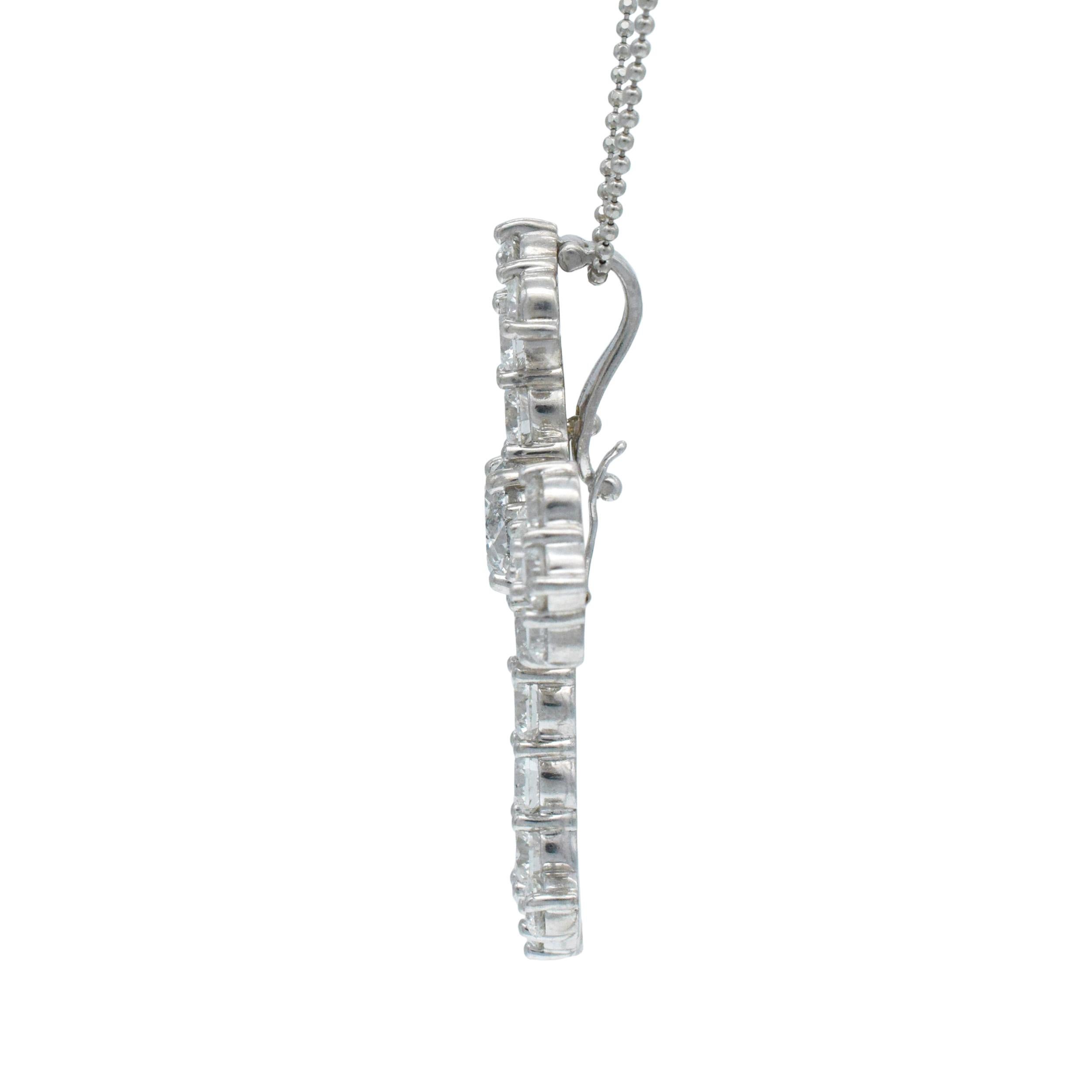 NALLY JEWELS Impressionnant  Pendentif croix en diamant en platine. en vente 1
