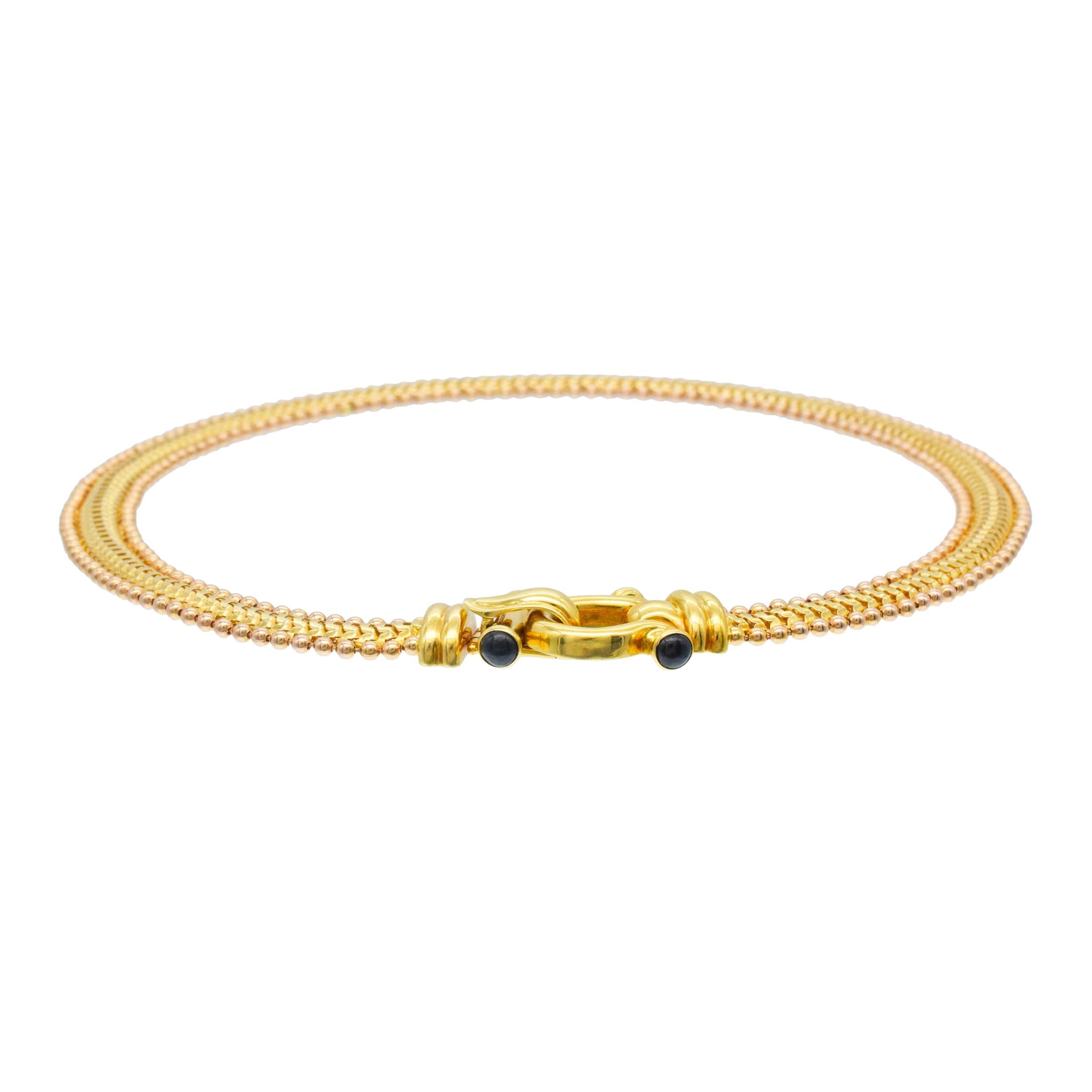 Artiste NALLY JEWELS Or bicolore   Suite de colliers et de bracelets avec des accents de saphir. en vente