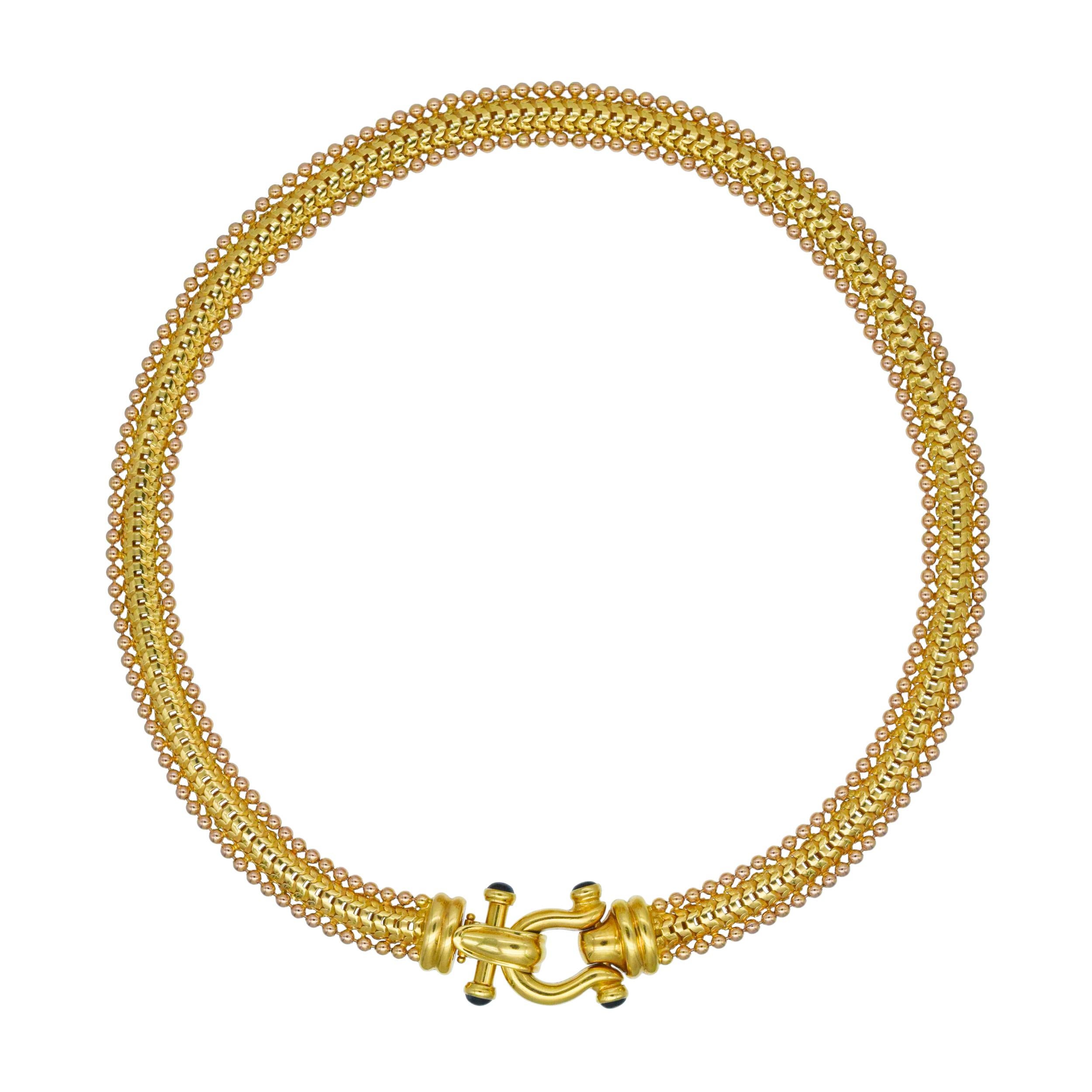 NALLY JEWELS Or bicolore   Suite de colliers et de bracelets avec des accents de saphir. Unisexe en vente