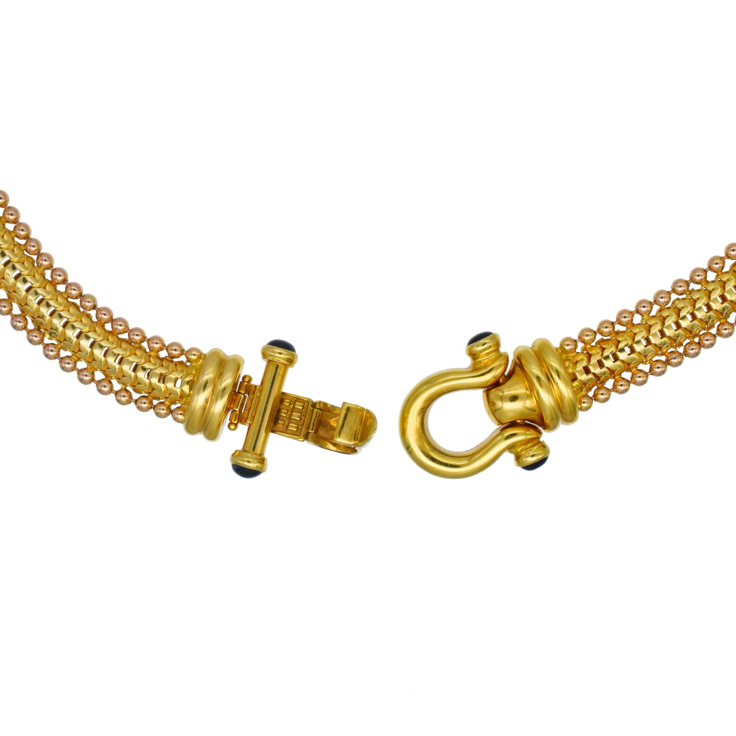 NALLY JEWELS Or bicolore   Suite de colliers et de bracelets avec des accents de saphir. en vente 2