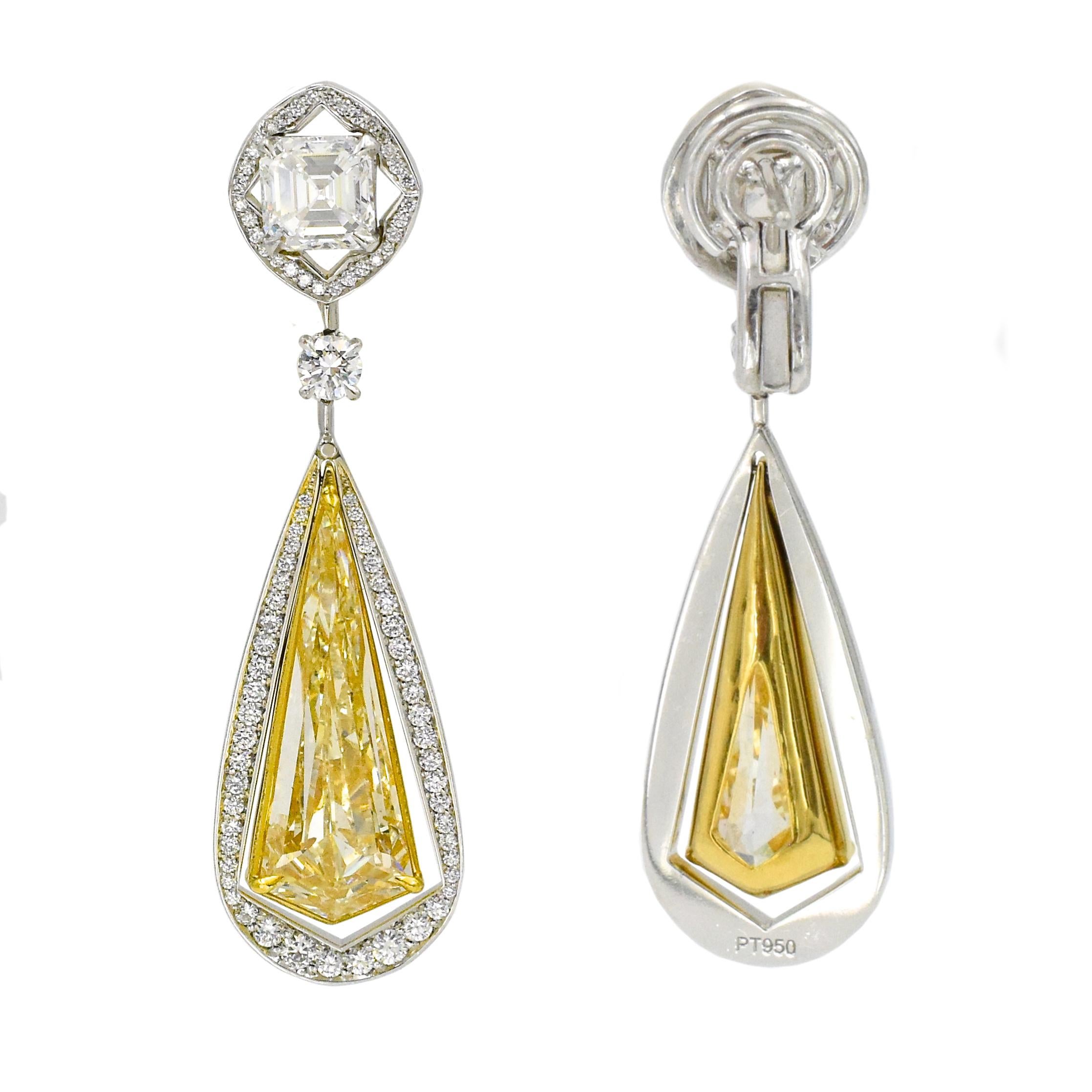 NALLY, boucles d'oreilles en goutte uniques en or jaune et diamants fantaisie de 10,49 carats Neuf - En vente à New York, NY