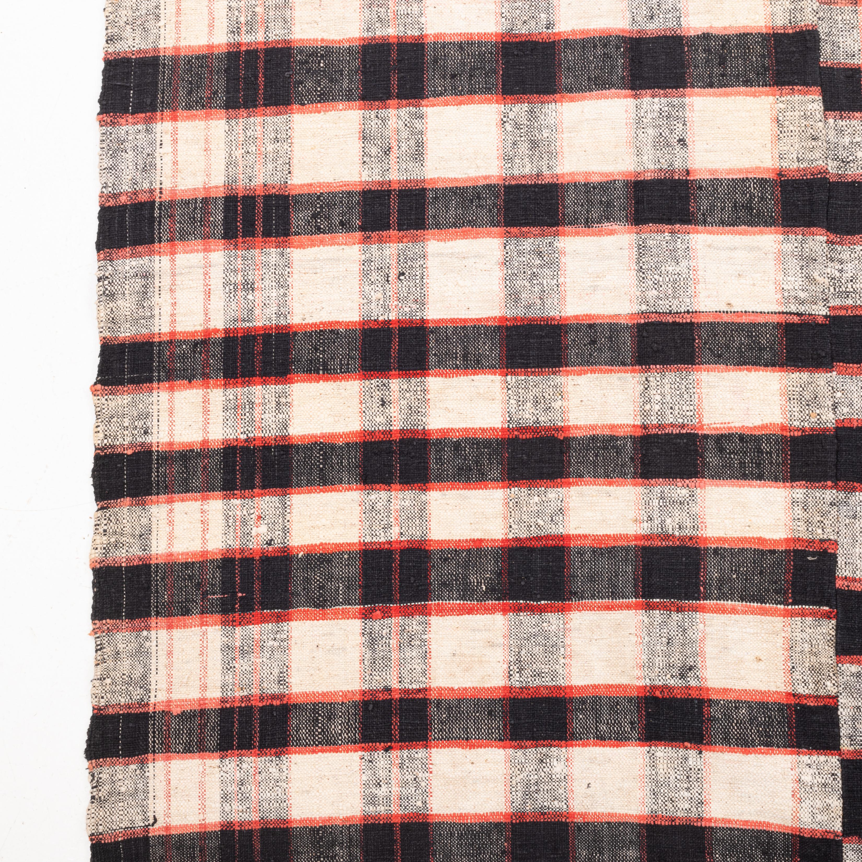 'Namal', Cover from Adana, Turkey, Mid-20th Century In Fair Condition For Sale In Istanbul, TR