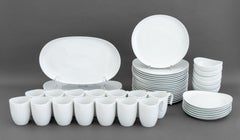 Set di stoviglie in ceramica Nambe, 47 pezzi.