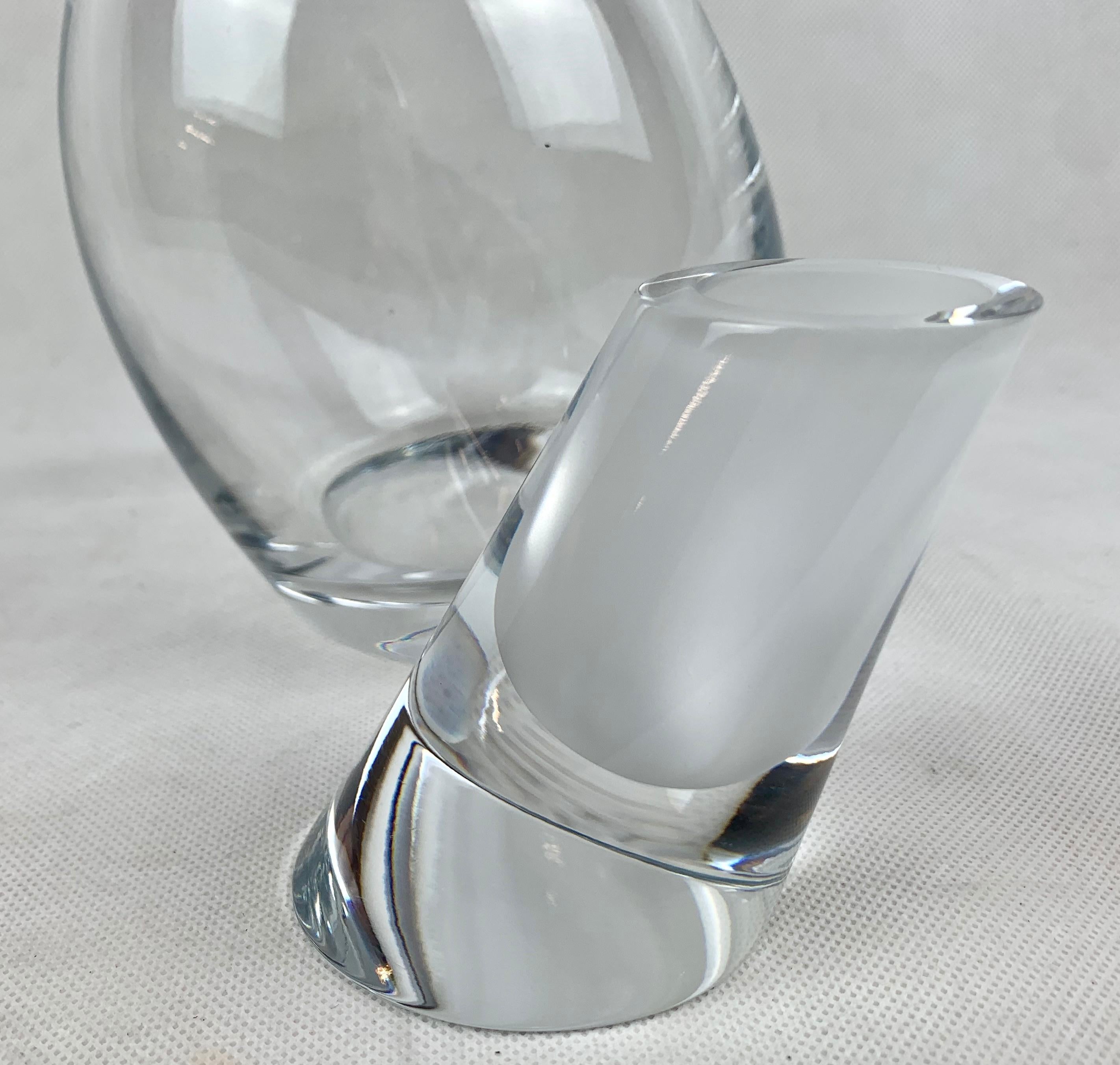 Nambé's Clear Crystal Assymetrical Decanter   In Good Condition In West Palm Beach, FL