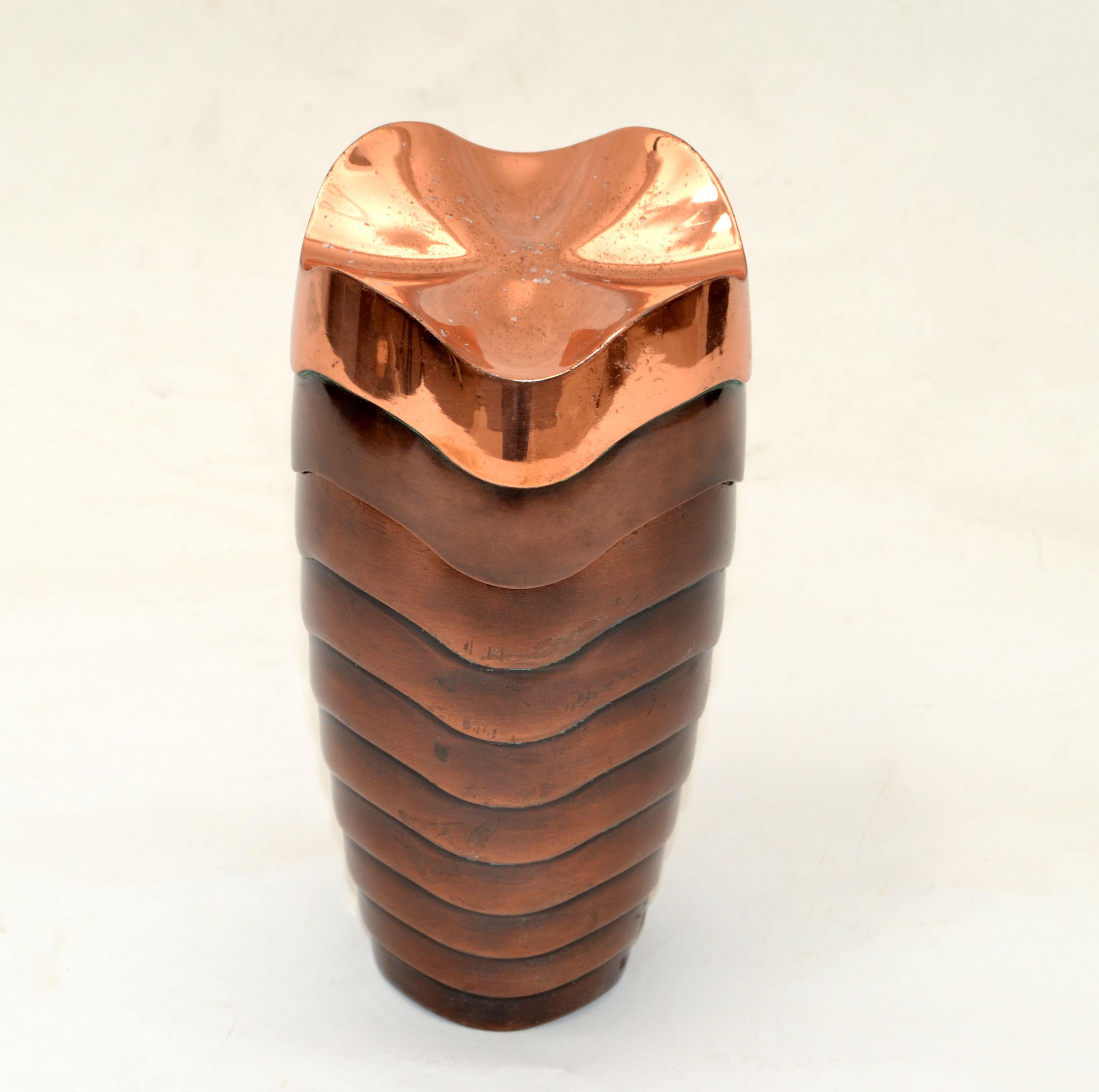 Nambe Copper Coated Canyon Collection Martini Shaker by Lisa Smith New York 2010 In Good Condition In Miami, FL