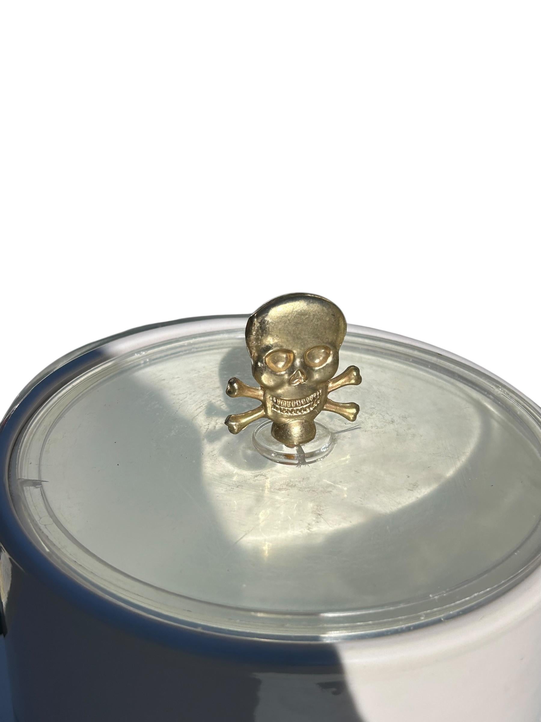 Seau à glace en vinyle Name Your Poison en vente 1