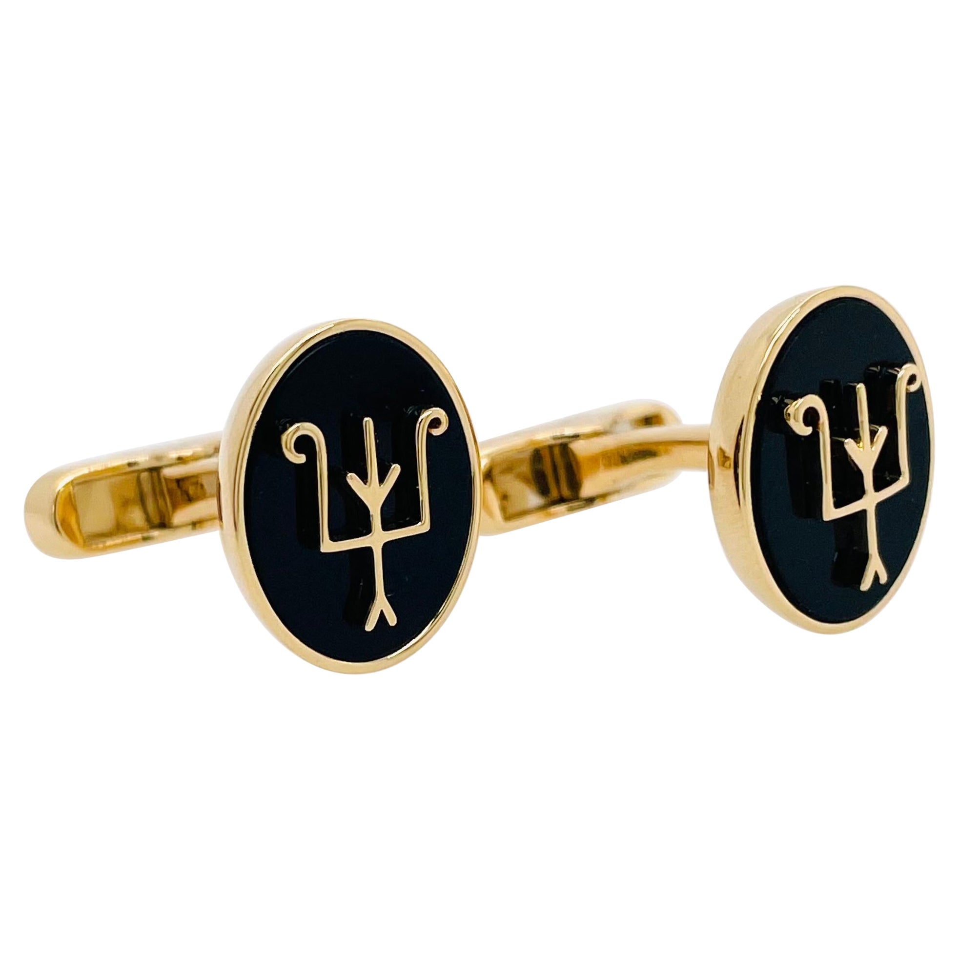 Namesake Cufflinks in Onyx and 18ct Yellow Gold