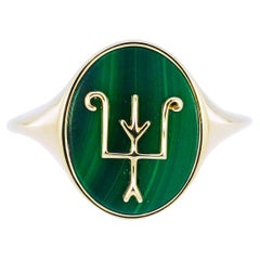 Namesake Signet Ring in Malachite and 18ct Yellow Gold