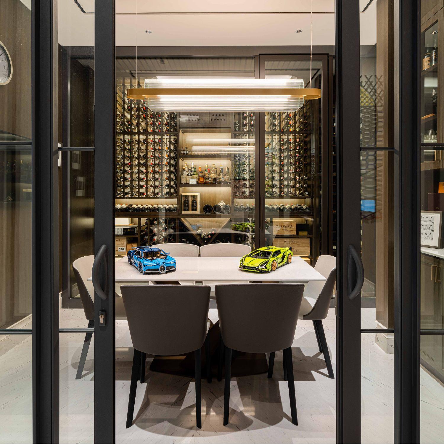 'Nami' Suspension Lamp in Glass and Black Aluminum for Kdln For Sale 8