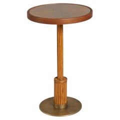 Table d'appoint Namsai haute en rotin et laiton, Viya by Vikram Goyal