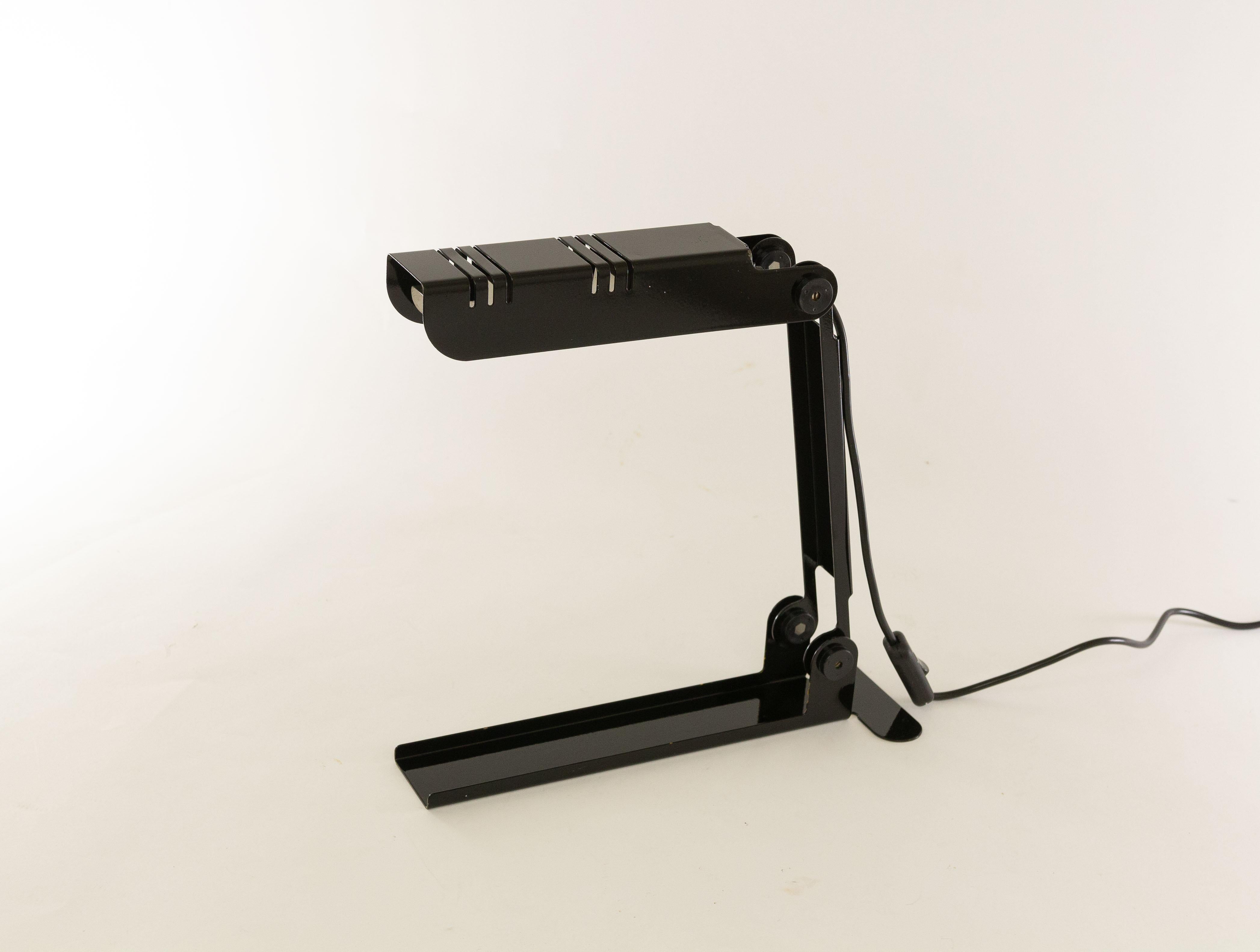 Mid-Century Modern Lampe de table Nana de Carlo Nason pour Lumenform, années 1980 en vente