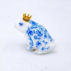 "Delft Frog 4" - Hand-Painted Resin Sculpture with Gold Accents, 2025