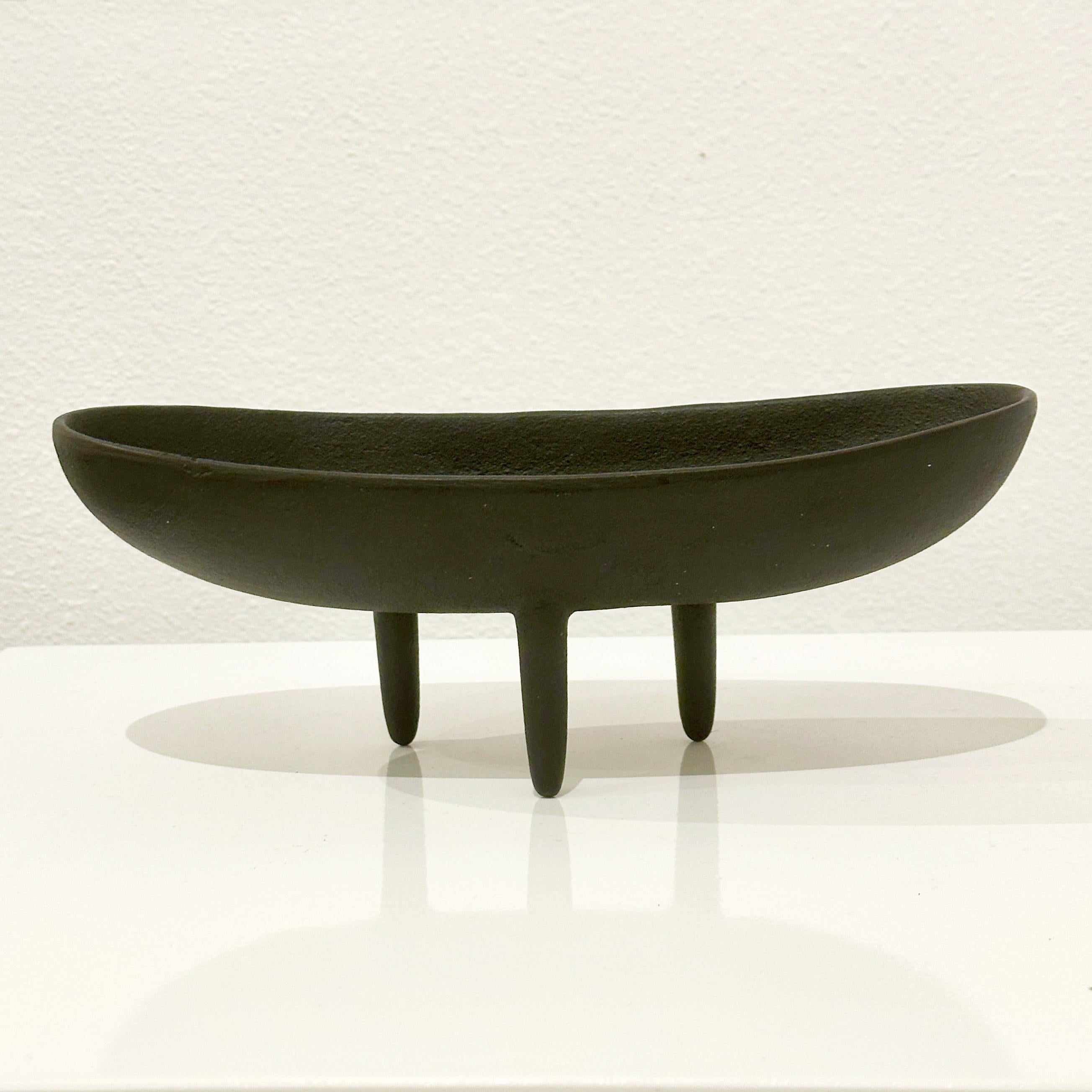 Japonais Vase à pied Ikebana en fonte du Japon / Jardinière ca 1950s/60s en vente