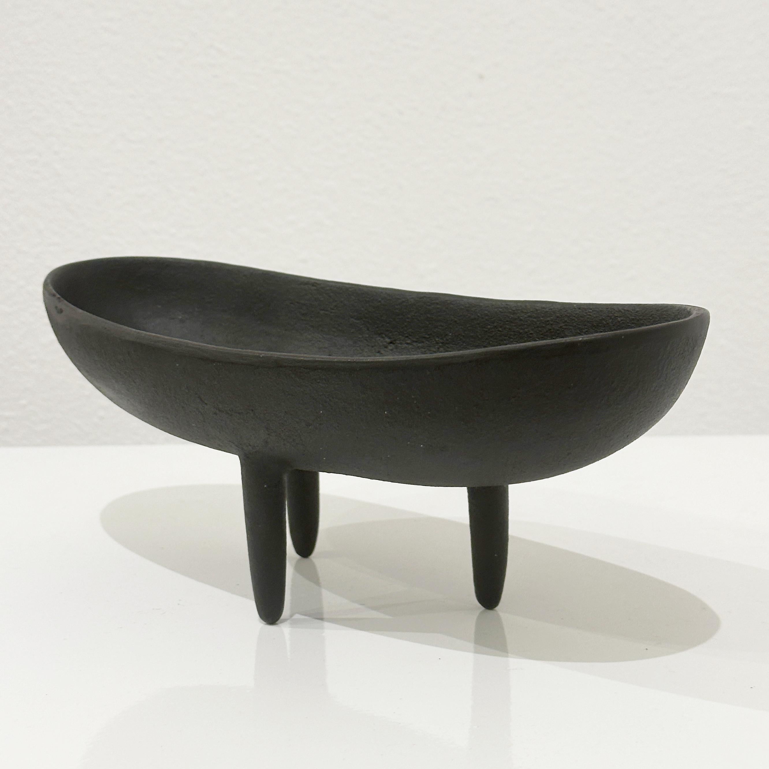20ième siècle Vase à pied Ikebana en fonte du Japon / Jardinière ca 1950s/60s en vente