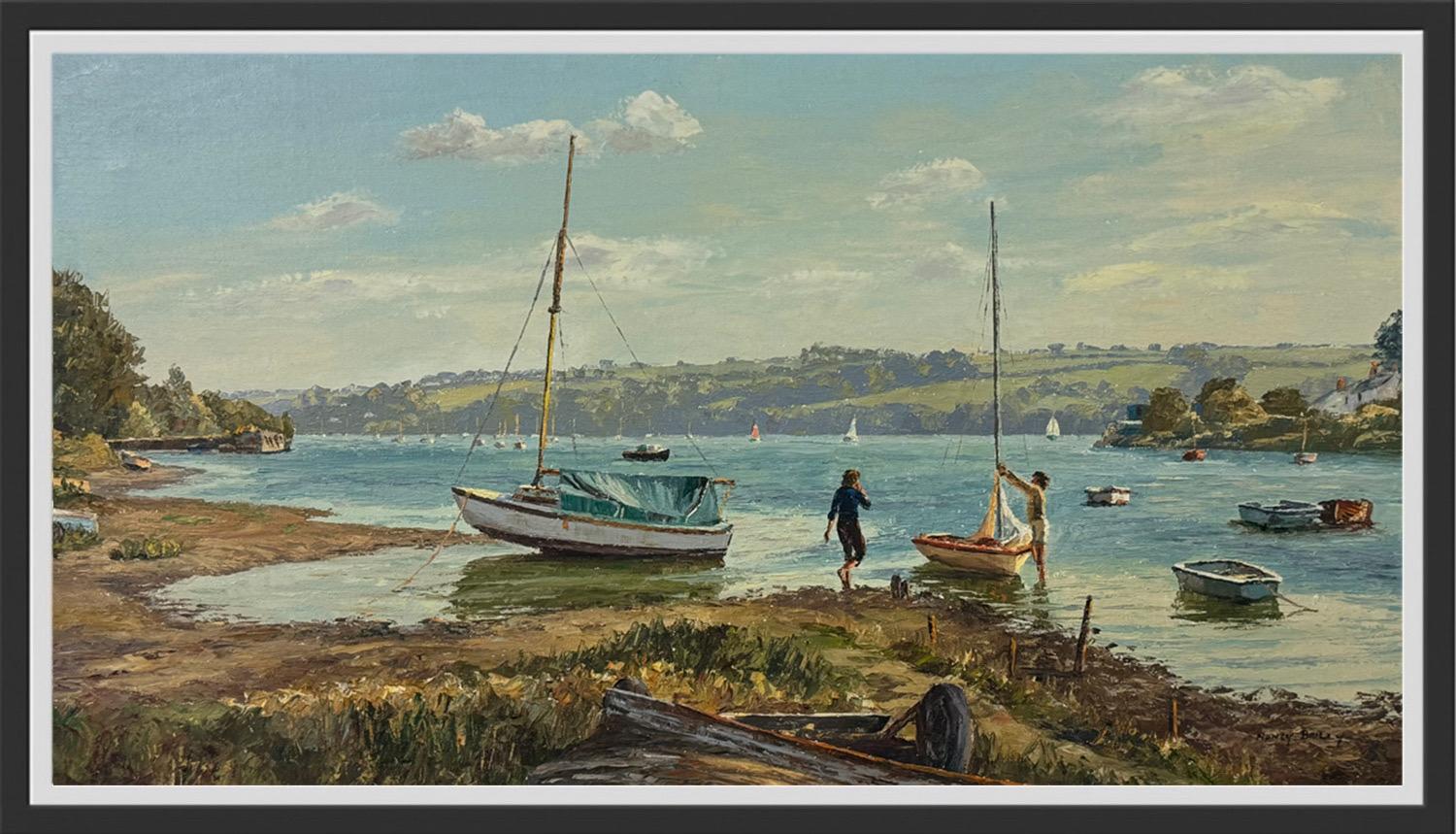 Figurative Painting di Nancy Bailey - Scena costiera inglese con barche, acque di vongole, luce del sole e tranquilla vita di mare