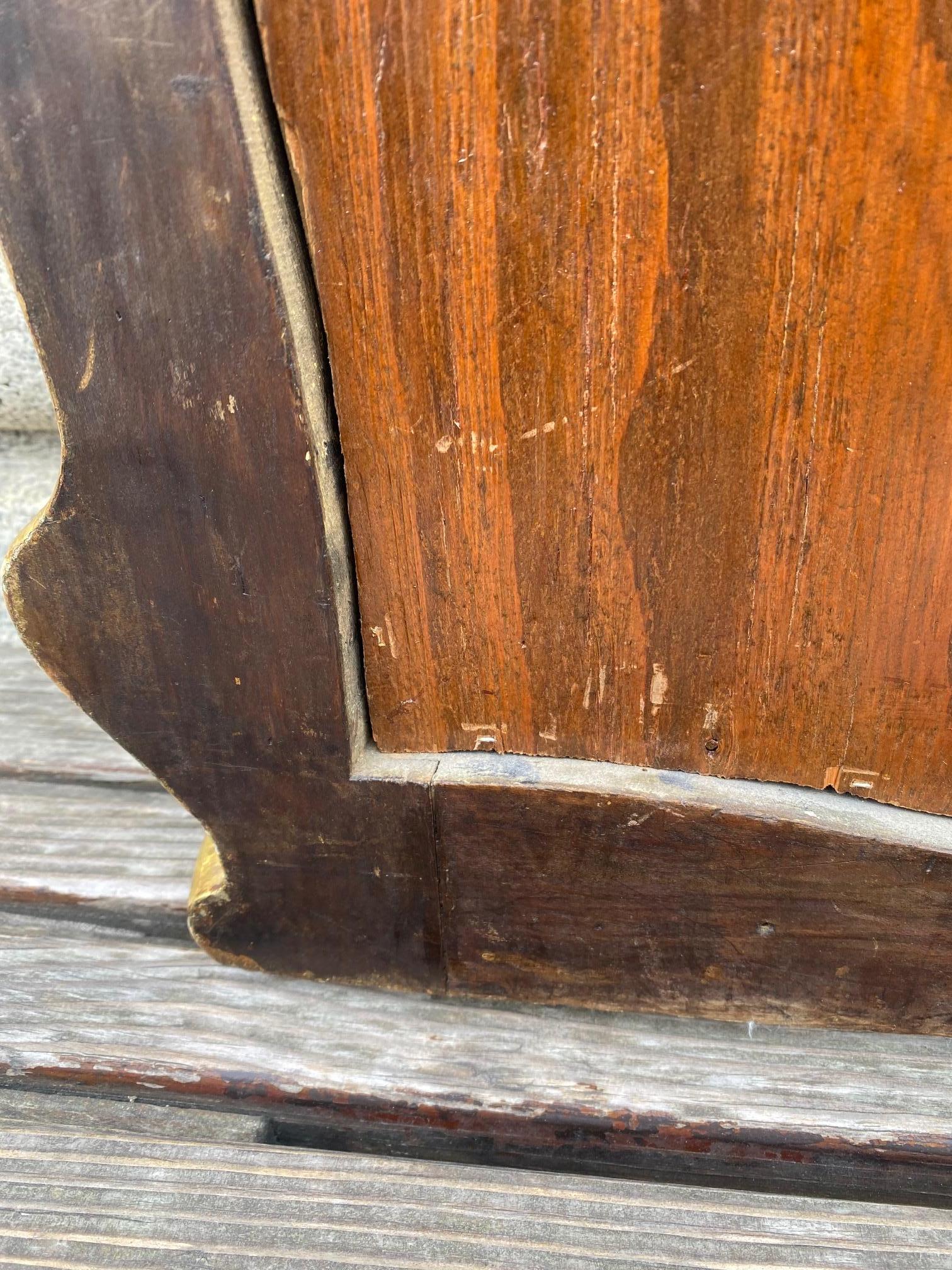 Specchio francese Art Nouveau in legno dorato in vendita 8