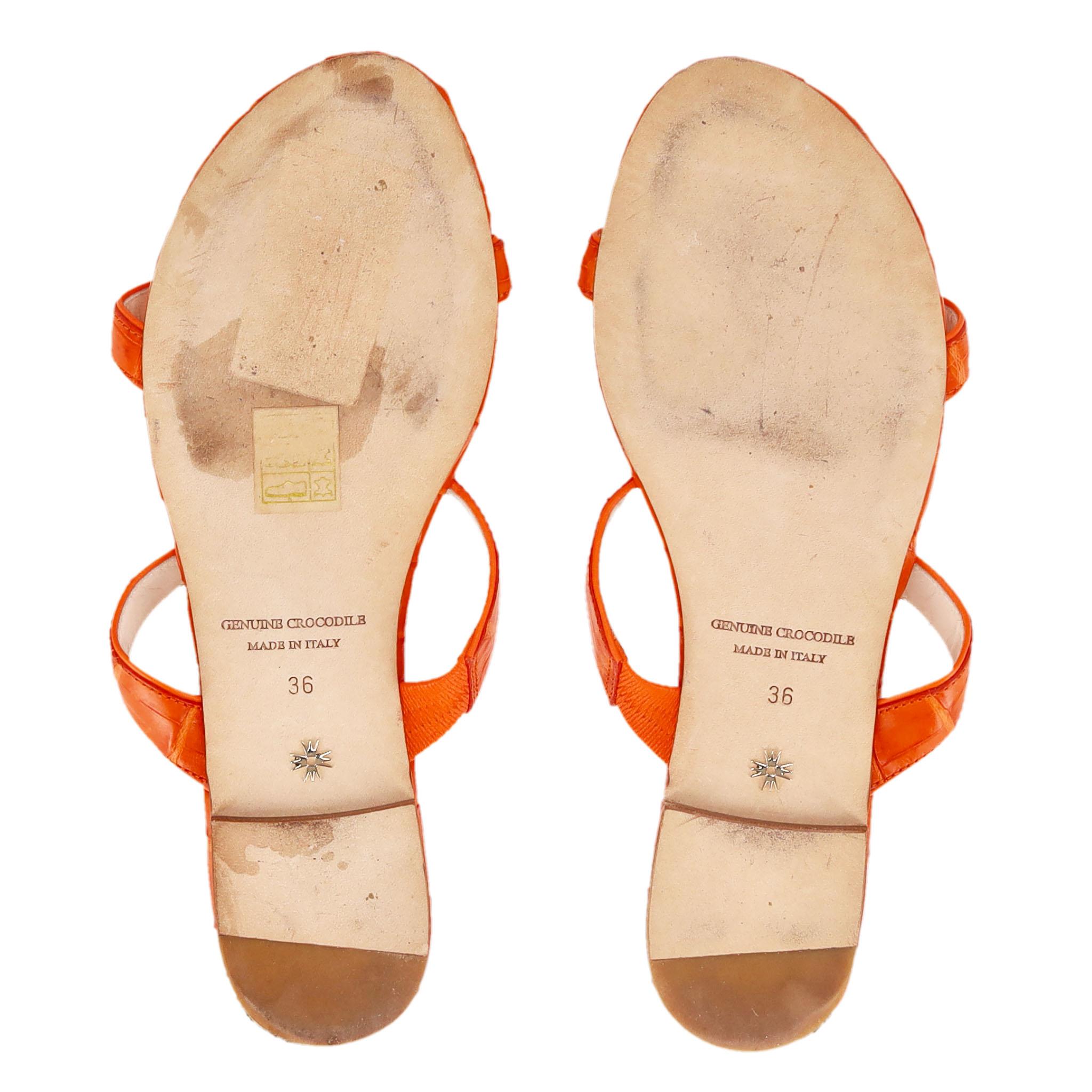 Nancy Gonzalez Sandales en peau de crocodile Pour femmes en vente