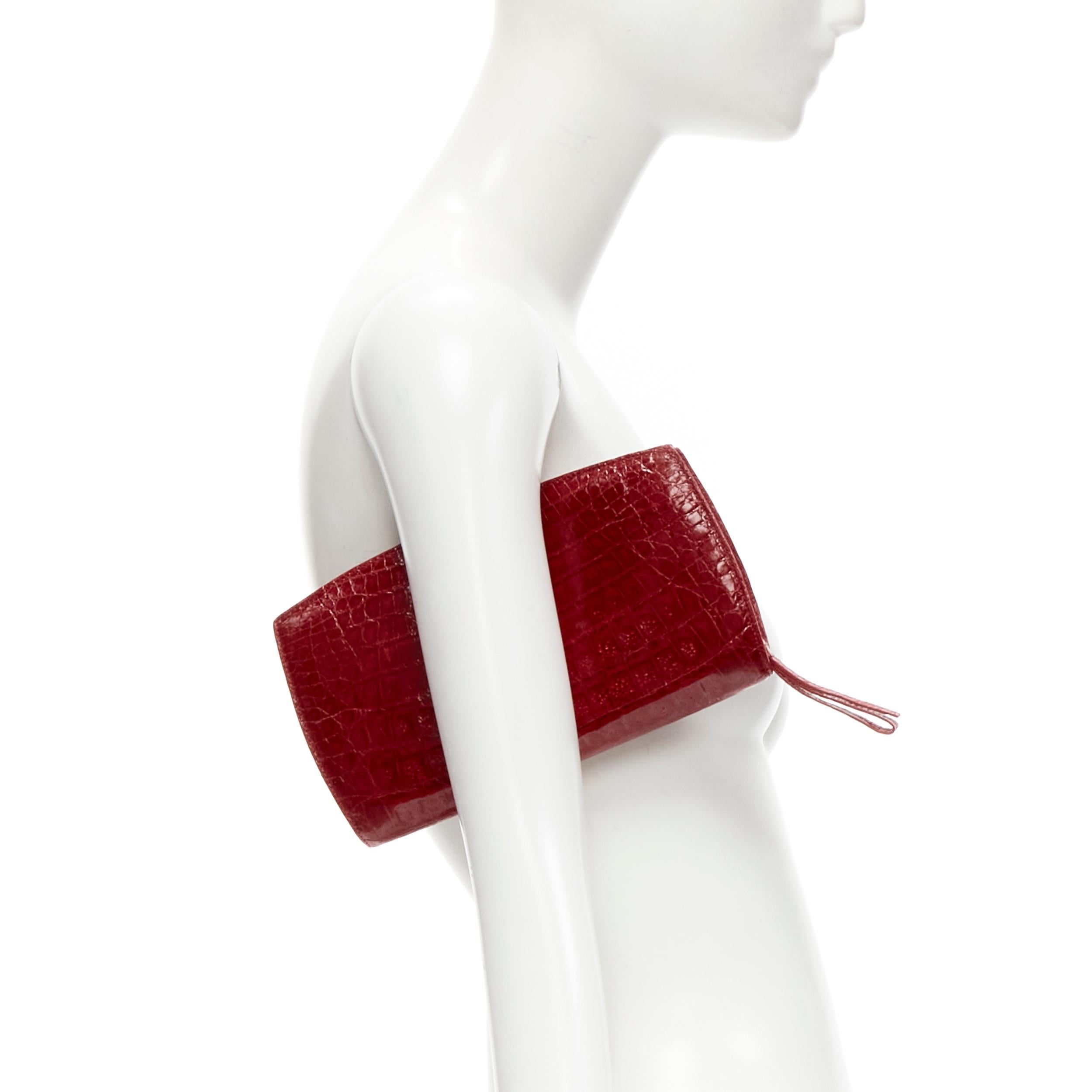 NANCY GONZALEZ red croc scaled leather luxe zip around clutch bag wallet
Reference: LNKO/A02072
Brand: Nancy Gonzalez
Material: Leather
Color: Red
Pattern: Solid
Closure: Zip
Lining: Leather

CONDITION:
Condition: Excellent, this item was pre-owned