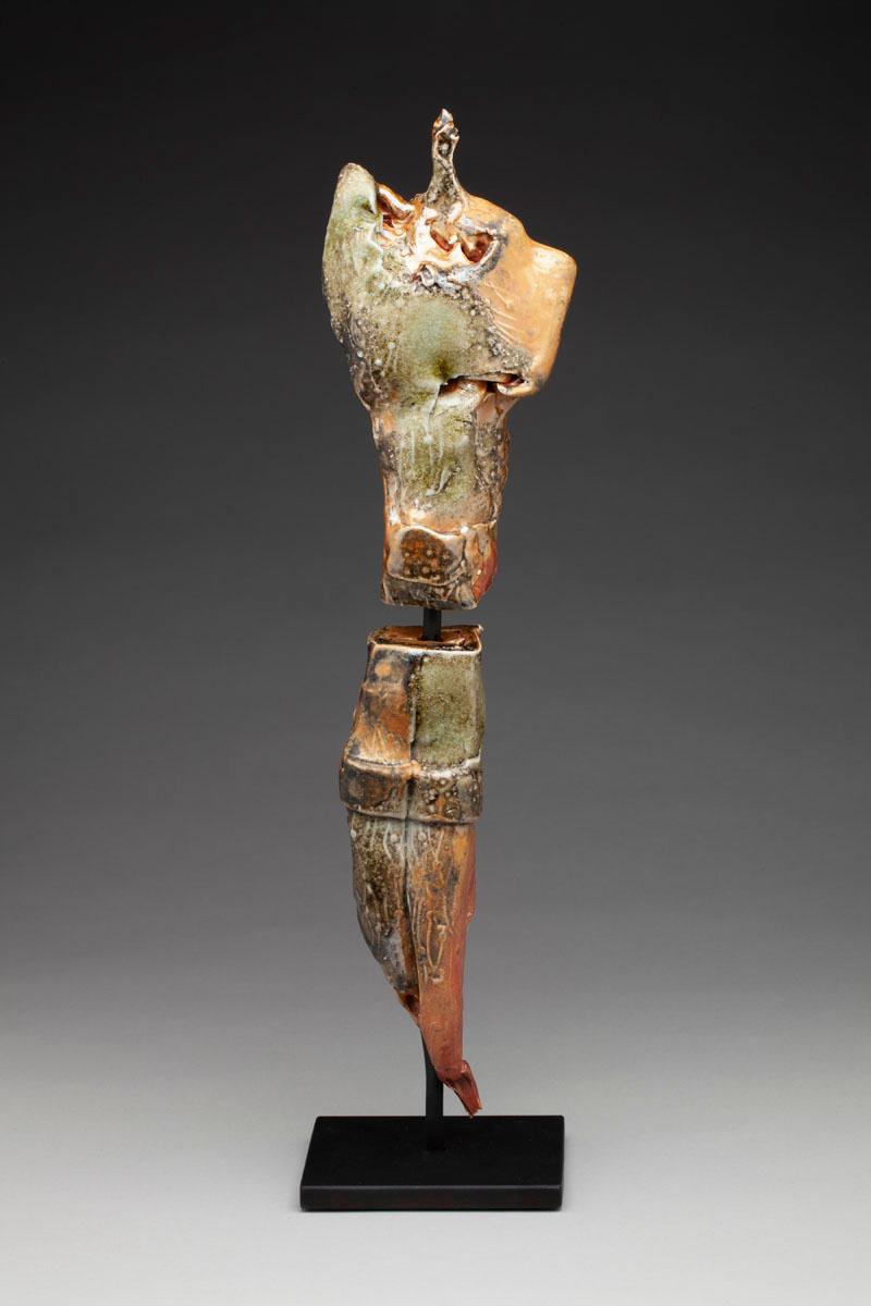Nancy Legge Figurative Sculpture – Cari II (Türkisch-Sanfter Strom)