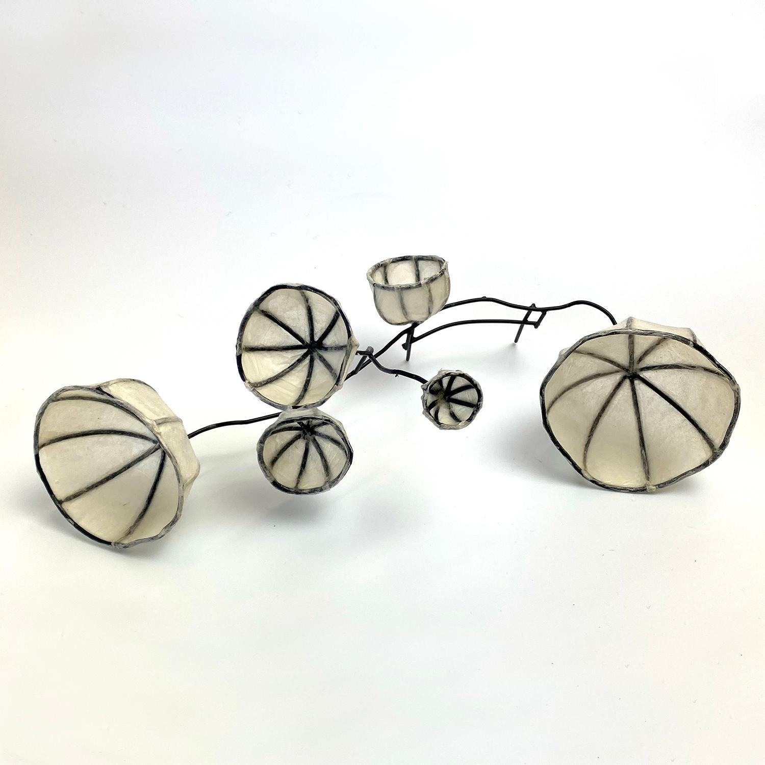 Tazze "H" - Scultura da parete astratta in carta giapponese e ottone