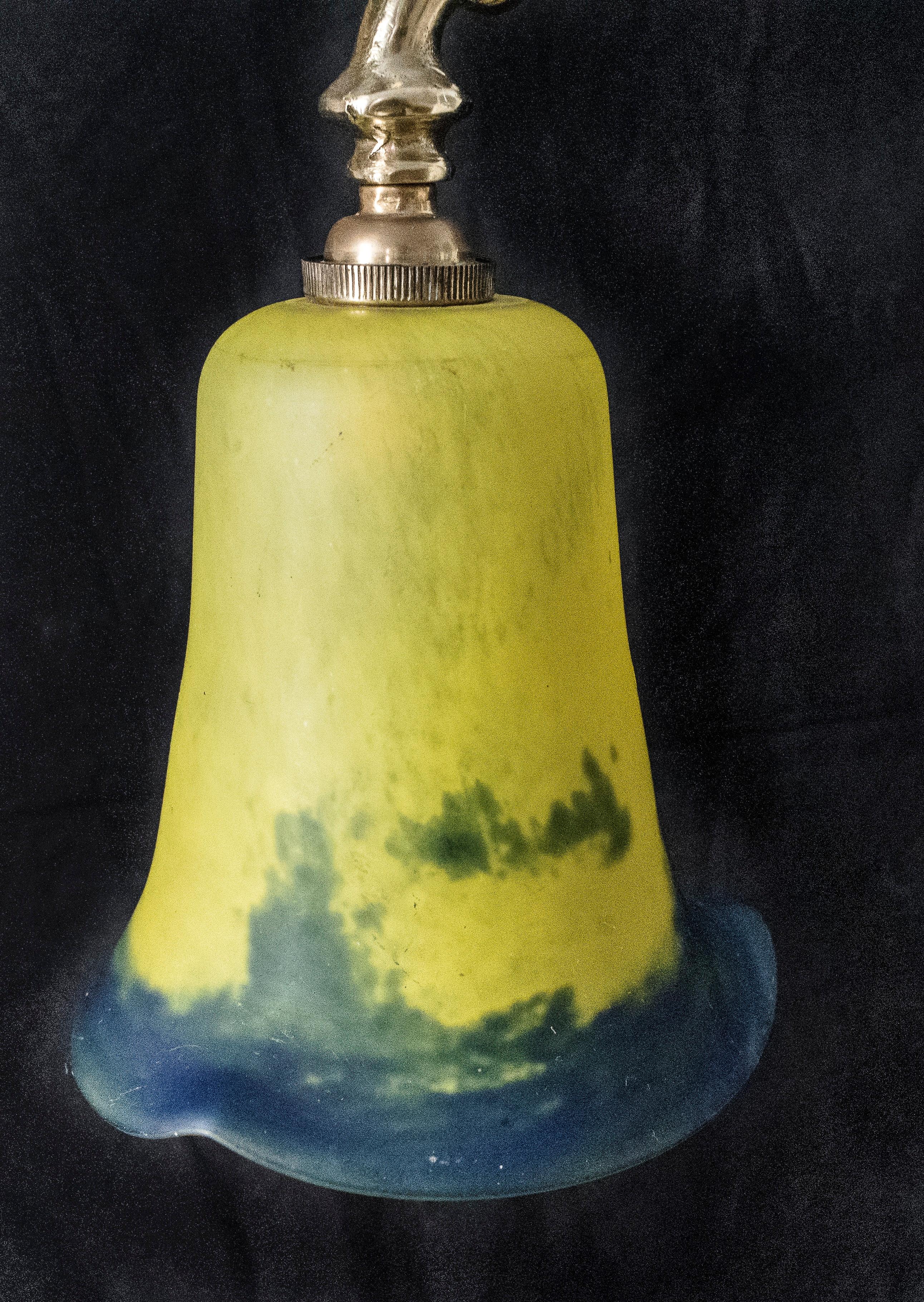 Nancy School Art Nouveau French Art Blown Glass Table Lamp In Excellent Condition In Valladolid, ES