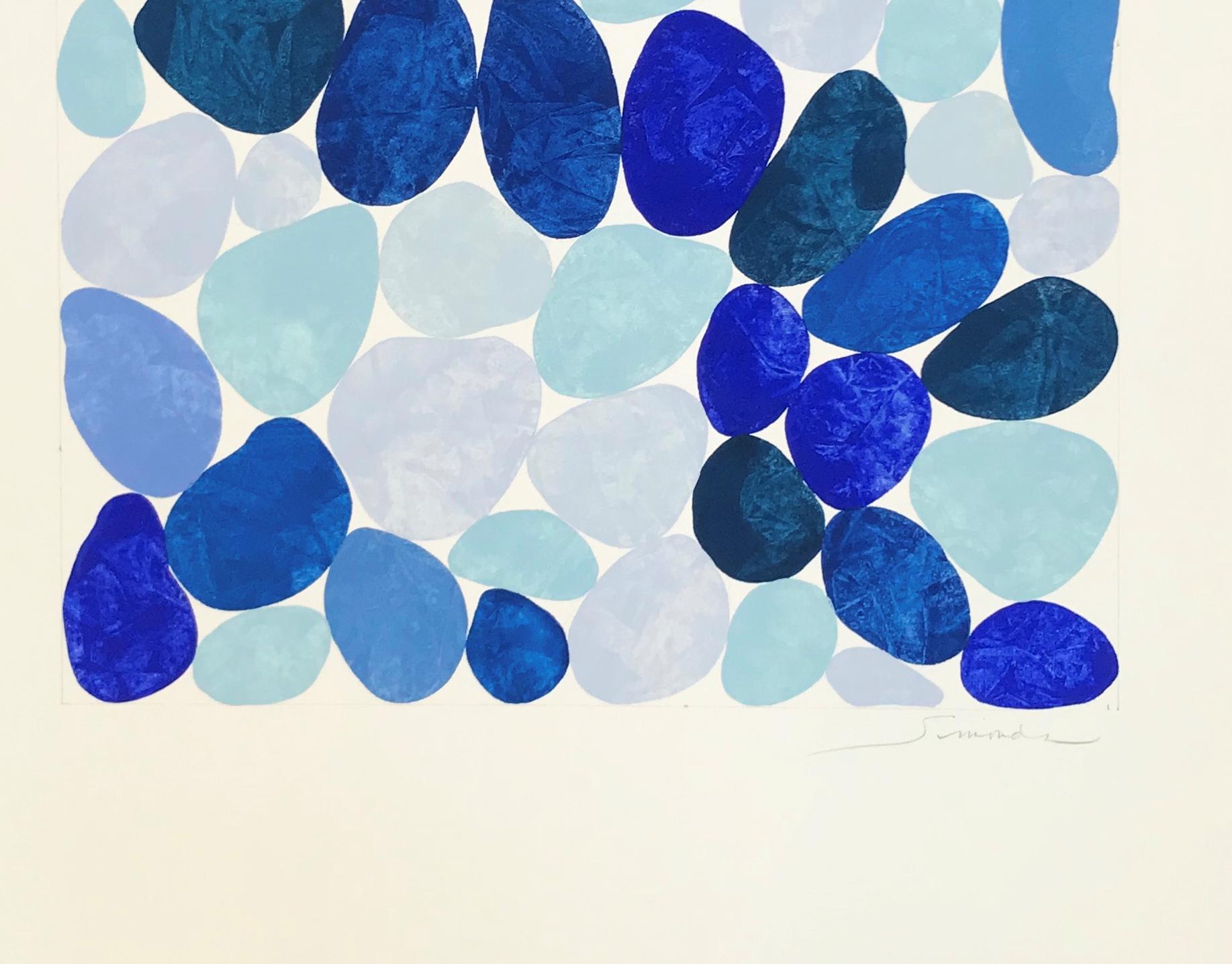 Cobolt und Teal, Arbeit auf Papier, Gouache, Felsen, Blau, Wasser, Strandhaus, gerahmt (Zeitgenössisch), Painting, von Nancy Simonds