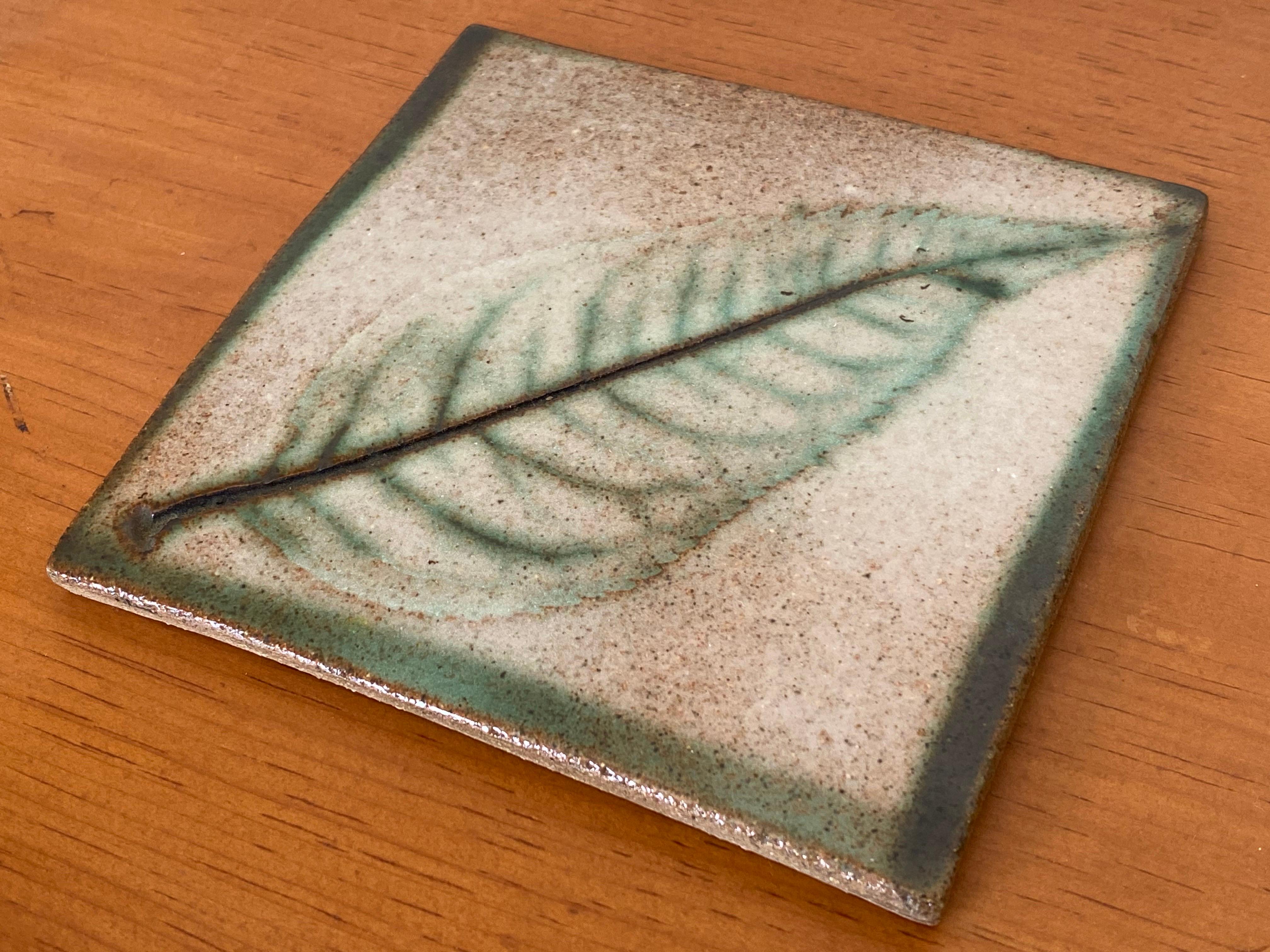Hand-Carved Nancy Wickham Stoneware Leaf Tile for the Vermont Workshop ex. Design Technics For Sale