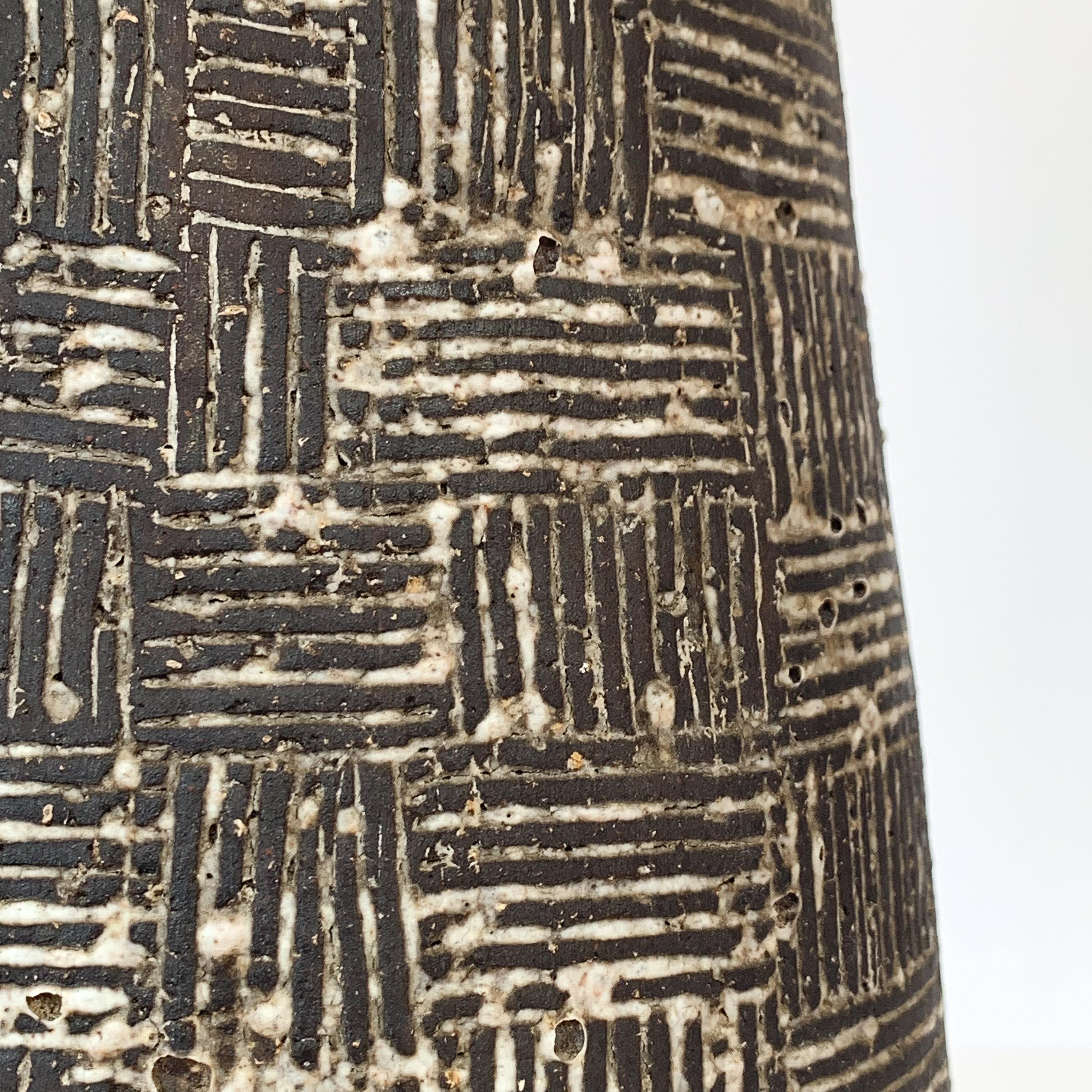 Nancy Wickham Textured Ceramic Table Lamp 3