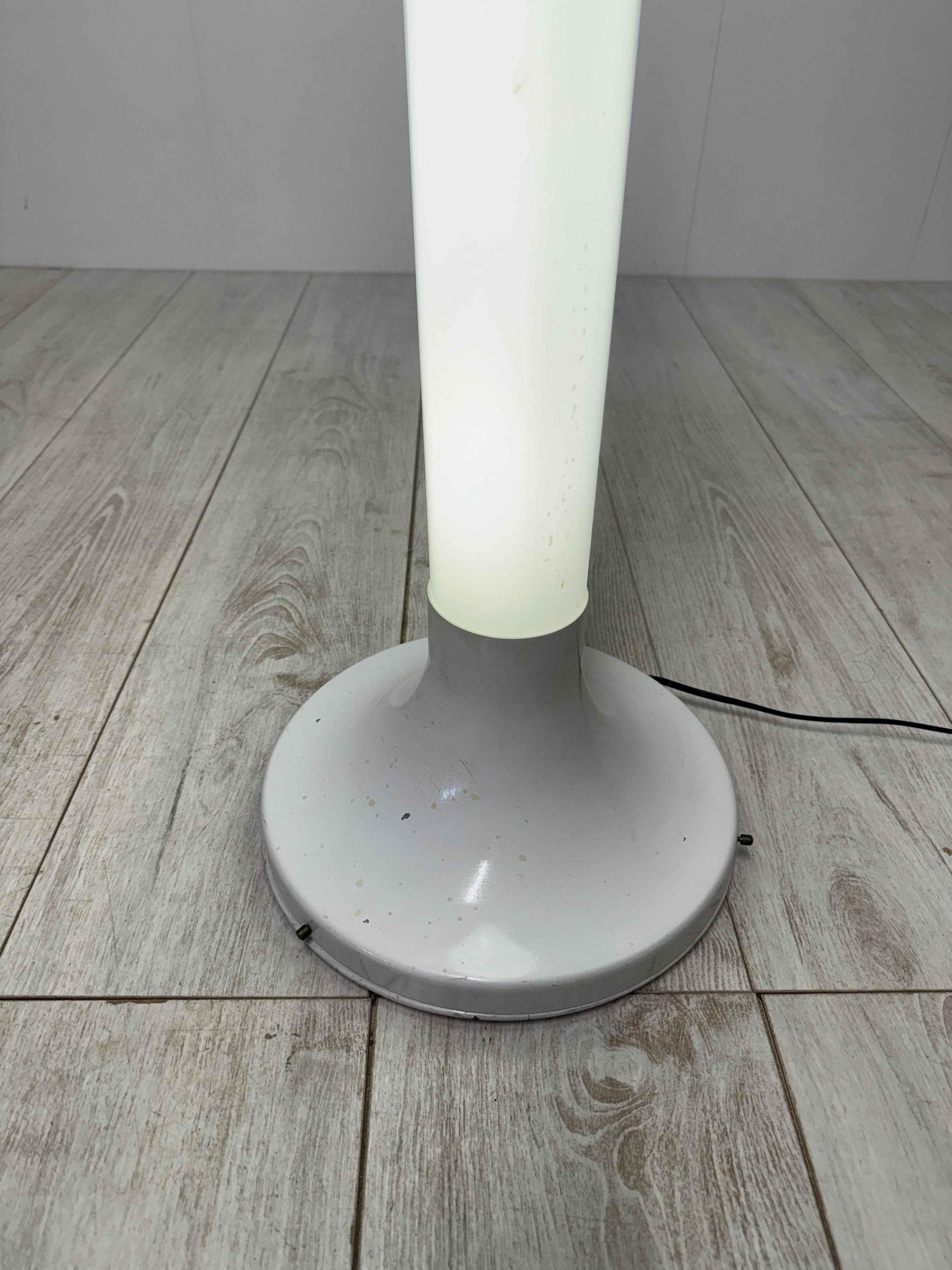 Nanda Vigo, Lámpara de pie mod. 4041, prod. Kartell, 1968 Italiano en venta